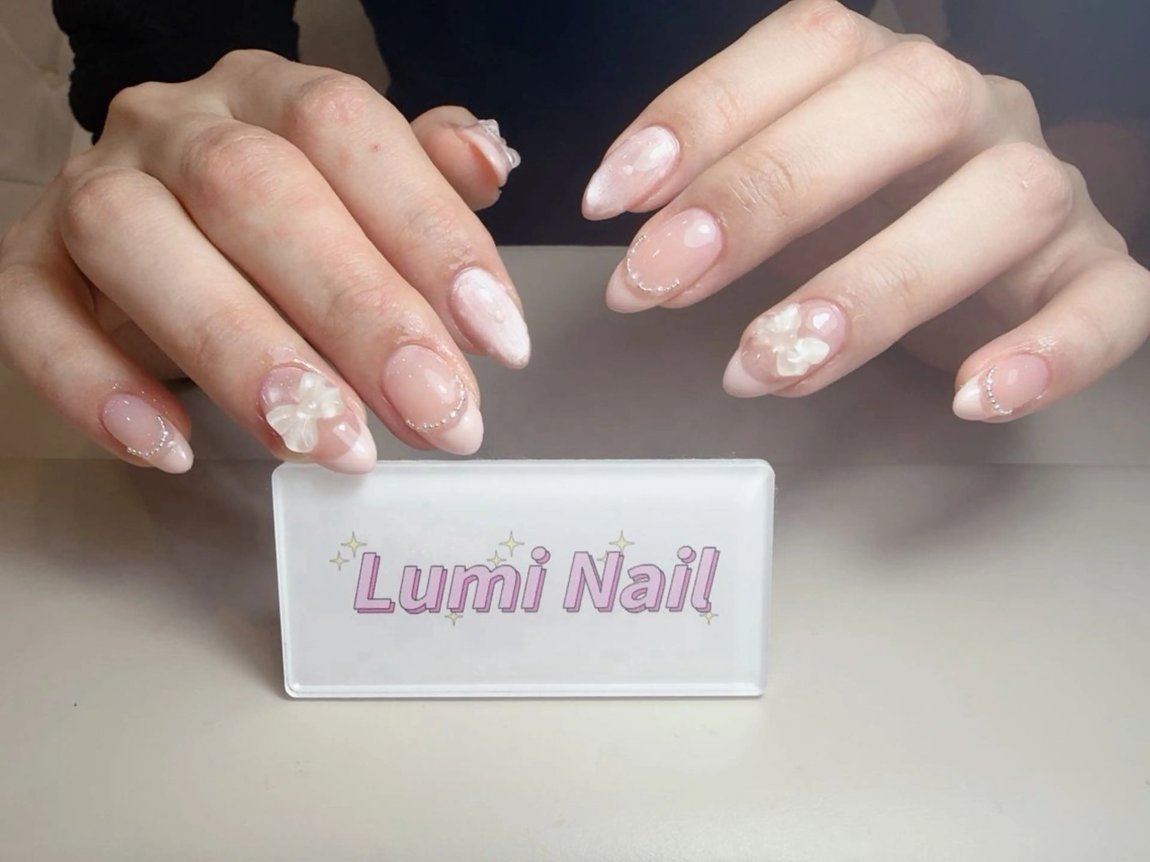 ネイル アートネイル オーロラネイル クリアネイル 長さ出し フレンチネイル 神本 嵐のネイルデザイン