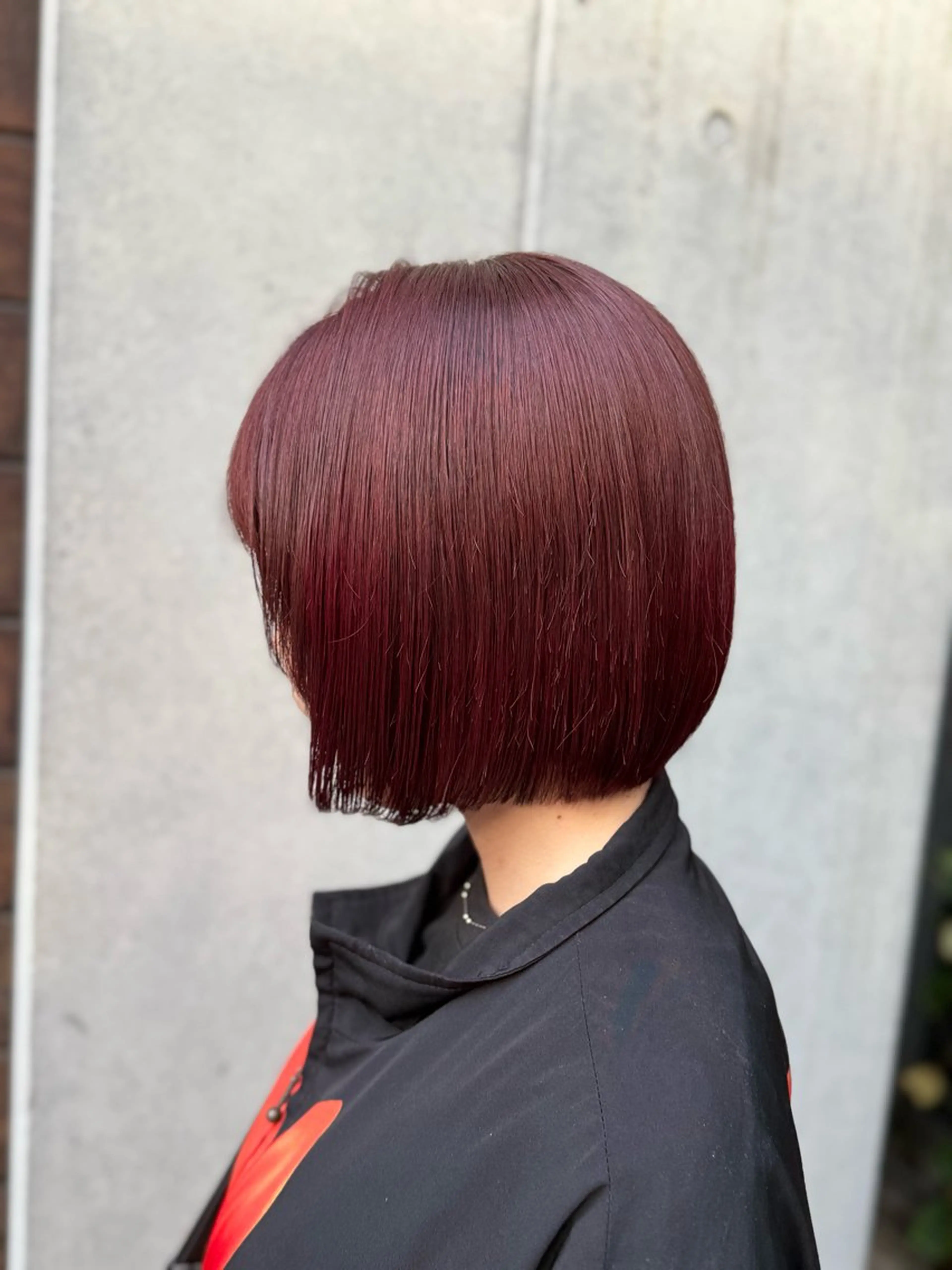 ショート カラー 前下がりボブ グラデーションカラー ボブ 小顔カット 艶カラー/ハイトーン /アレンジ/meiのヘアスタイル