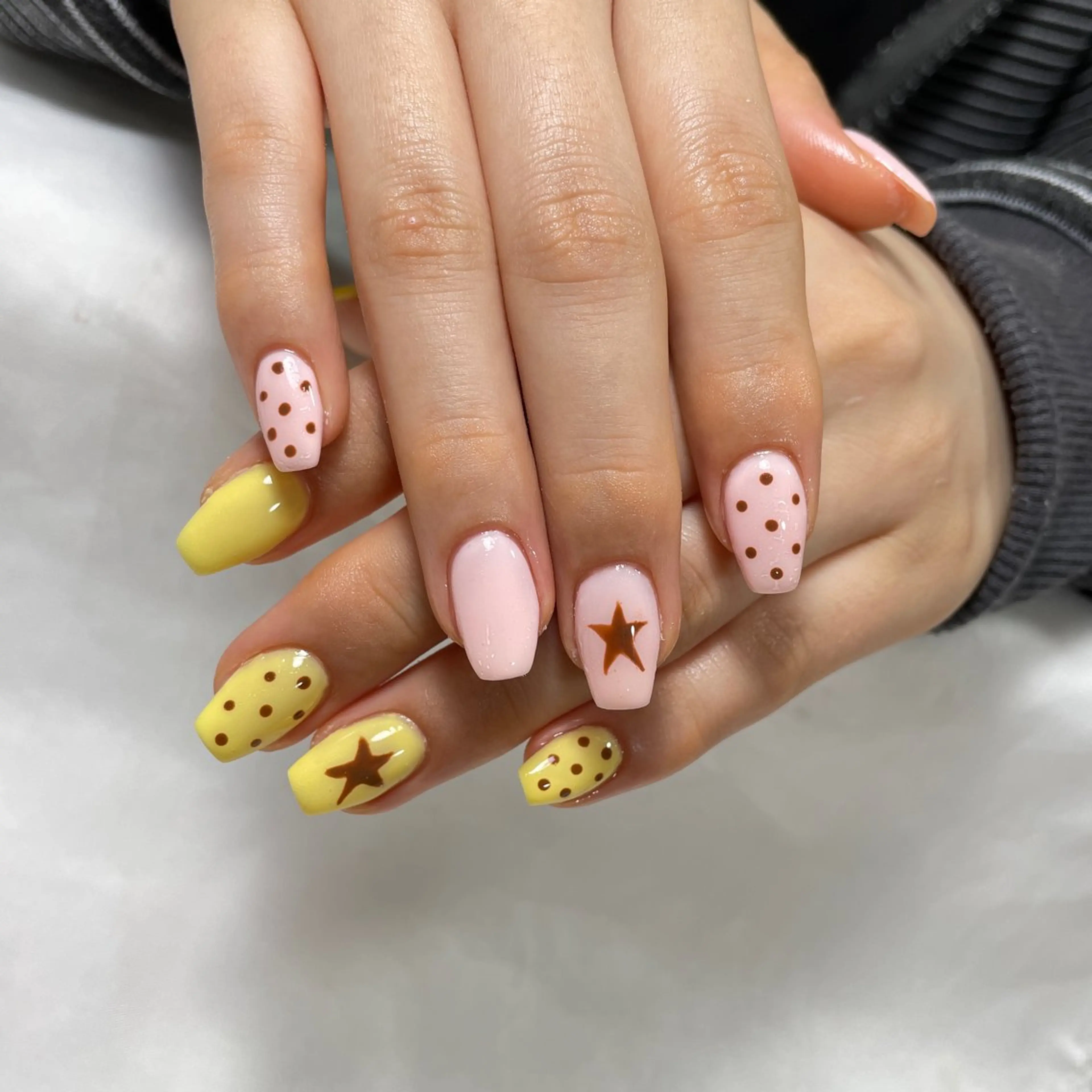 ネイル アートネイル フレンチネイル ジェルネイル グラデーション 韓国ネイル ハンドネイル 久保田 マリコのネイルデザイン