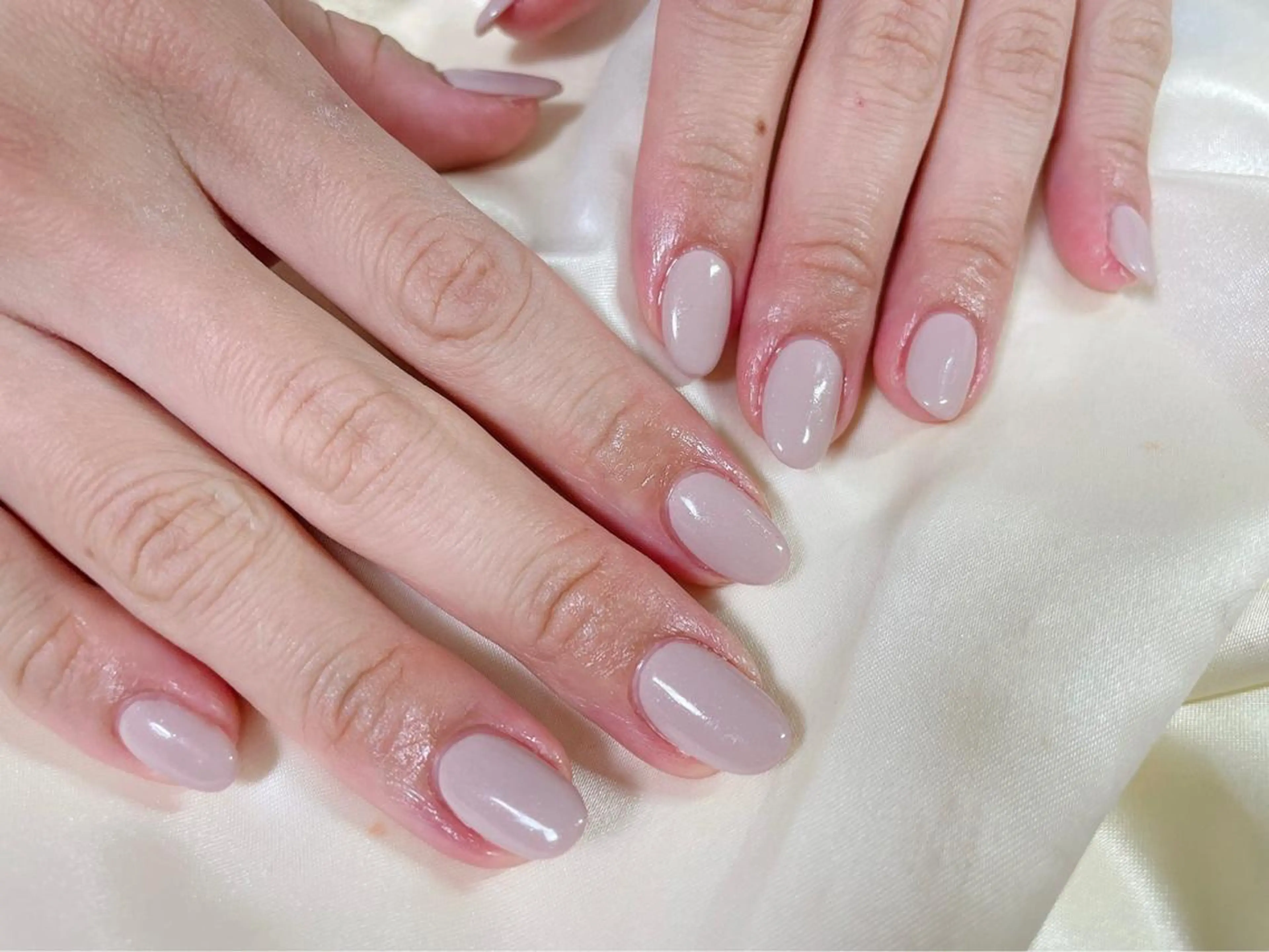 ネイル ワンカラーネイル ハンドネイル mogunail &blowのネイルデザイン