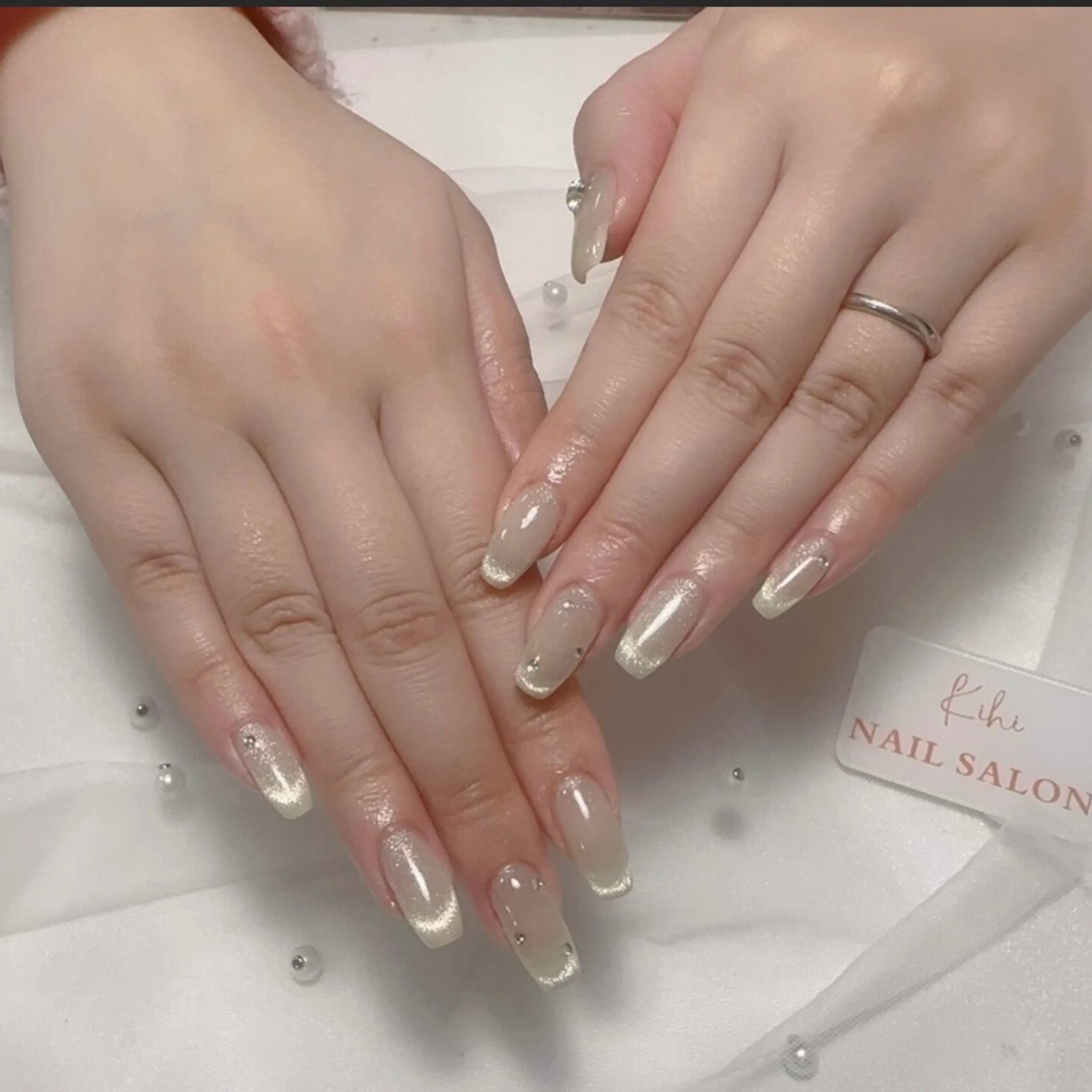 ネイル アートネイル フレンチネイル ジェルネイル グラデーション 韓国ネイル ハンドネイル 💕鈴木ユリ パラジェル/オフ無料のネイルデザイン