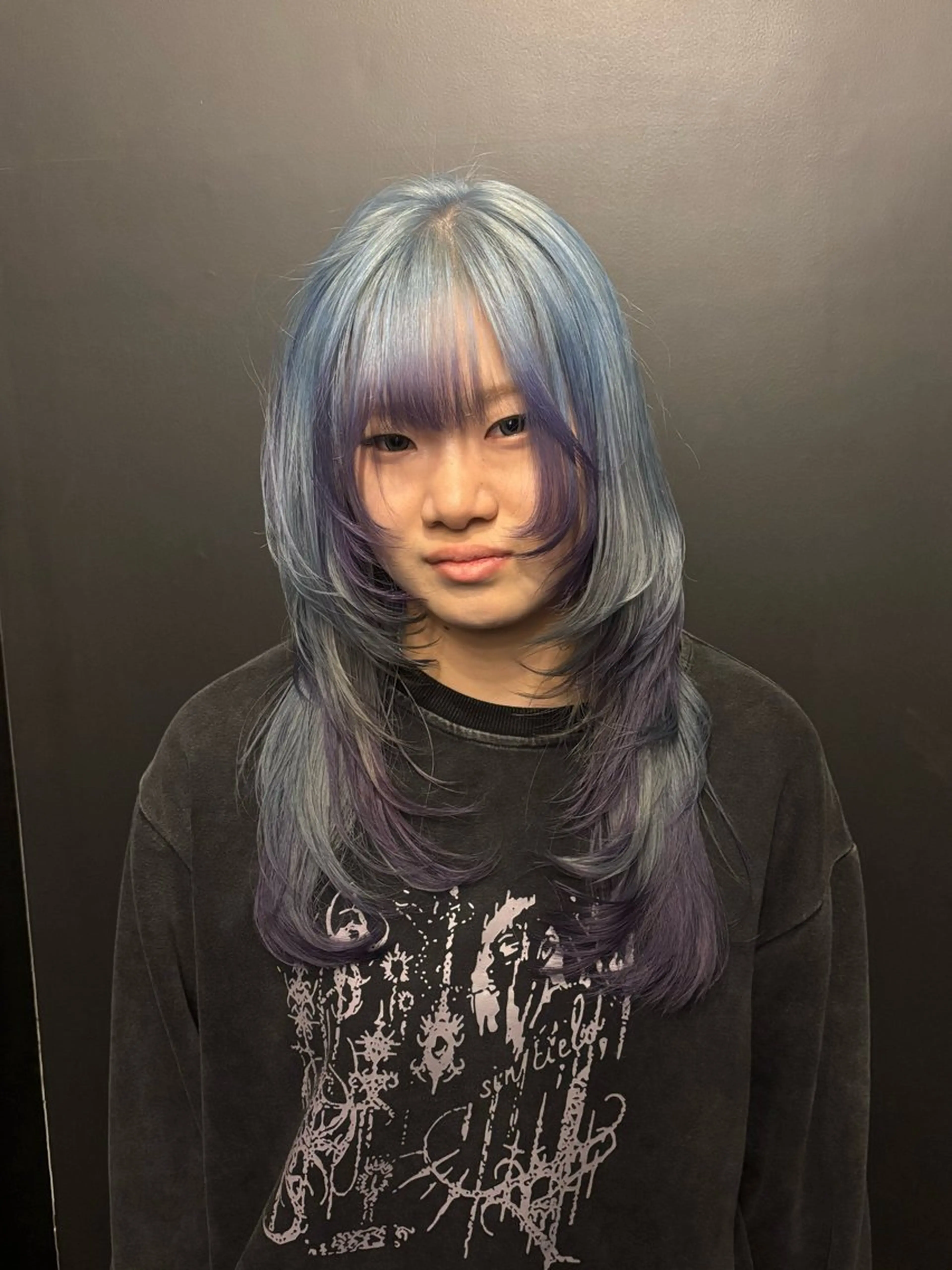 デザインカラー🐰🩶♡̴⟡.˚(ブリーチ+オンカラー)の写真