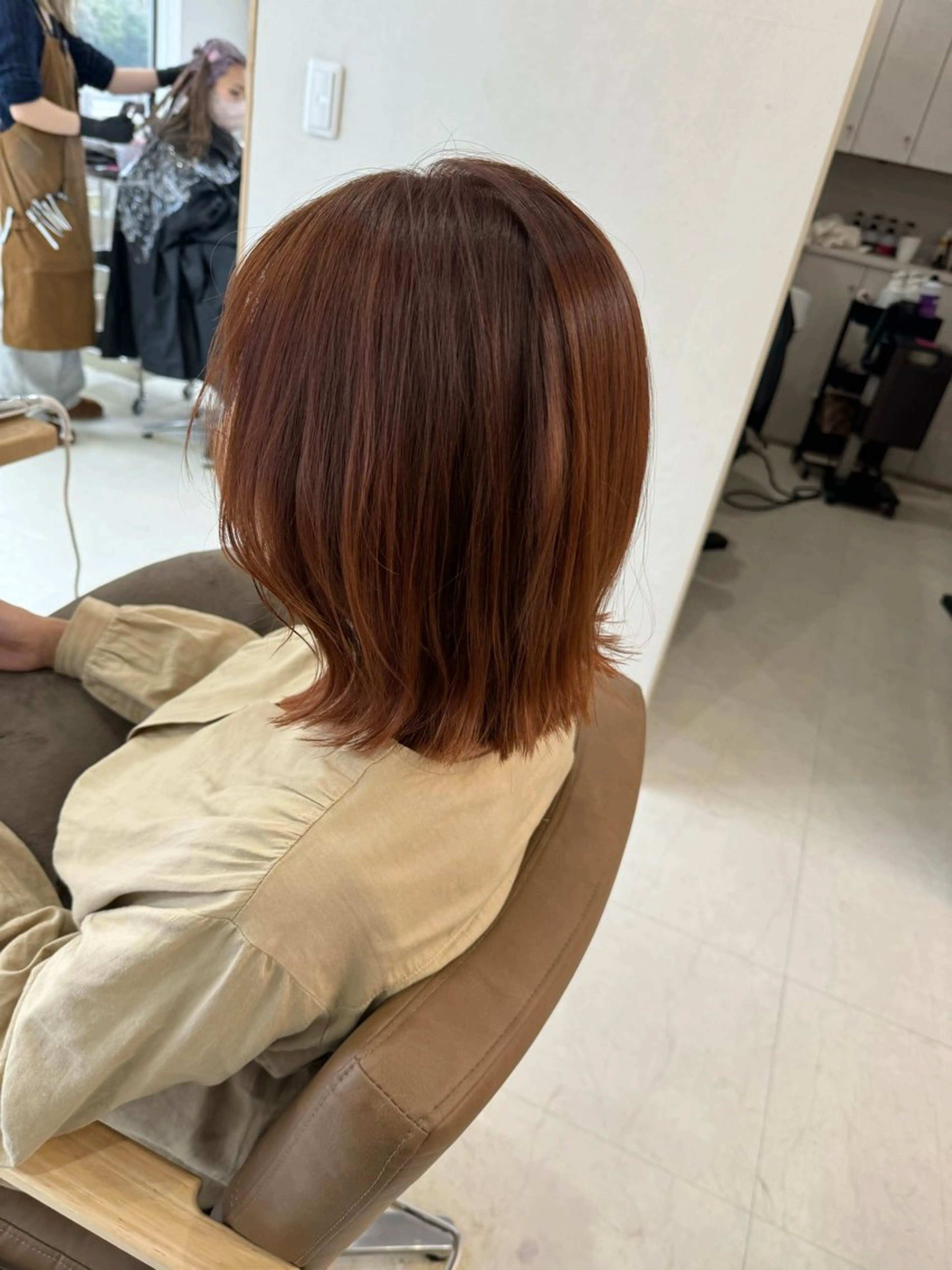 ミディアム オレンジブラウン ヘアカラー 鈴木 妃帆未のヘアスタイル