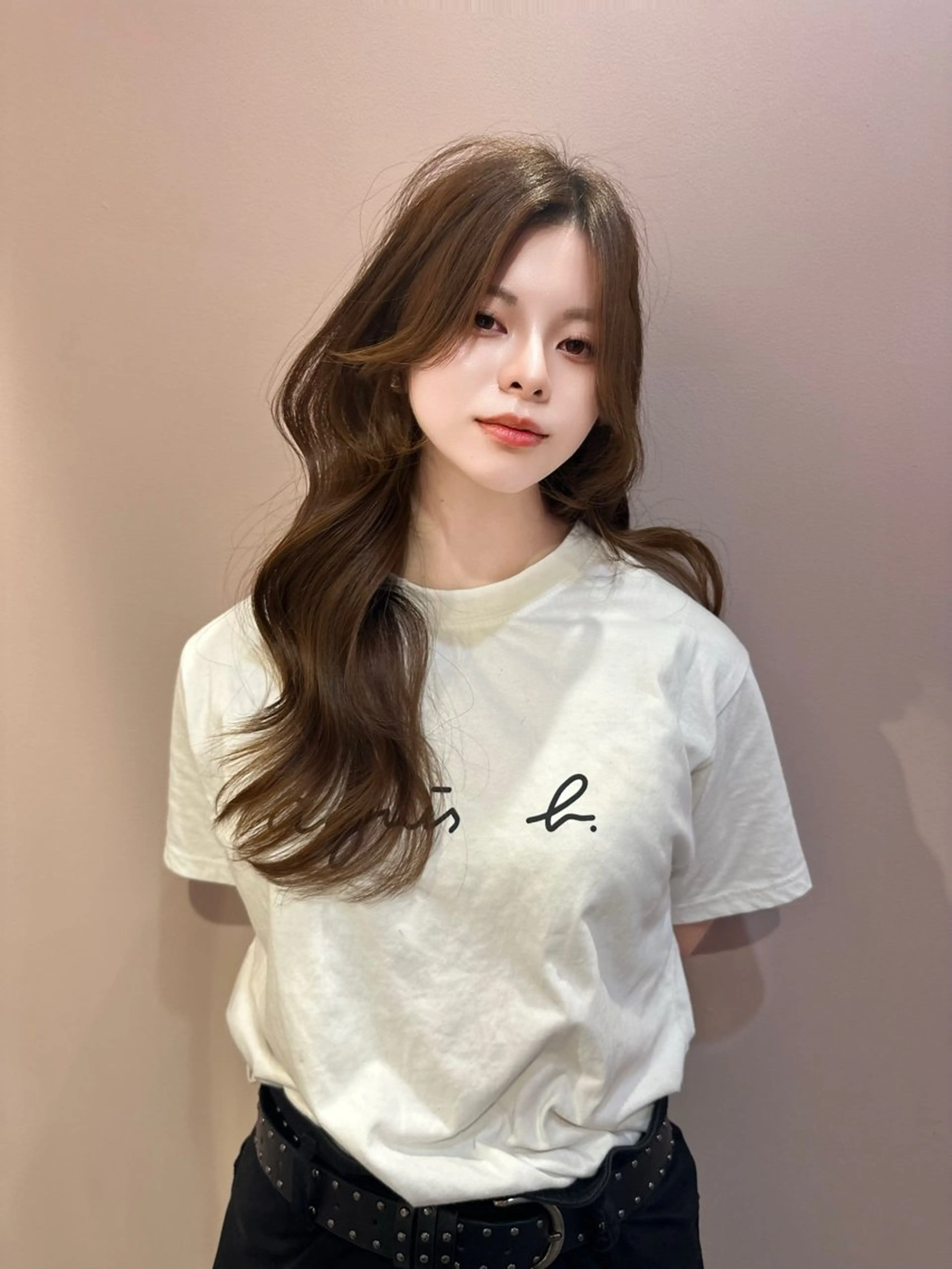 ロング ロングレイヤー レイヤーカット ロング 宮里 蓮生のヘアスタイル