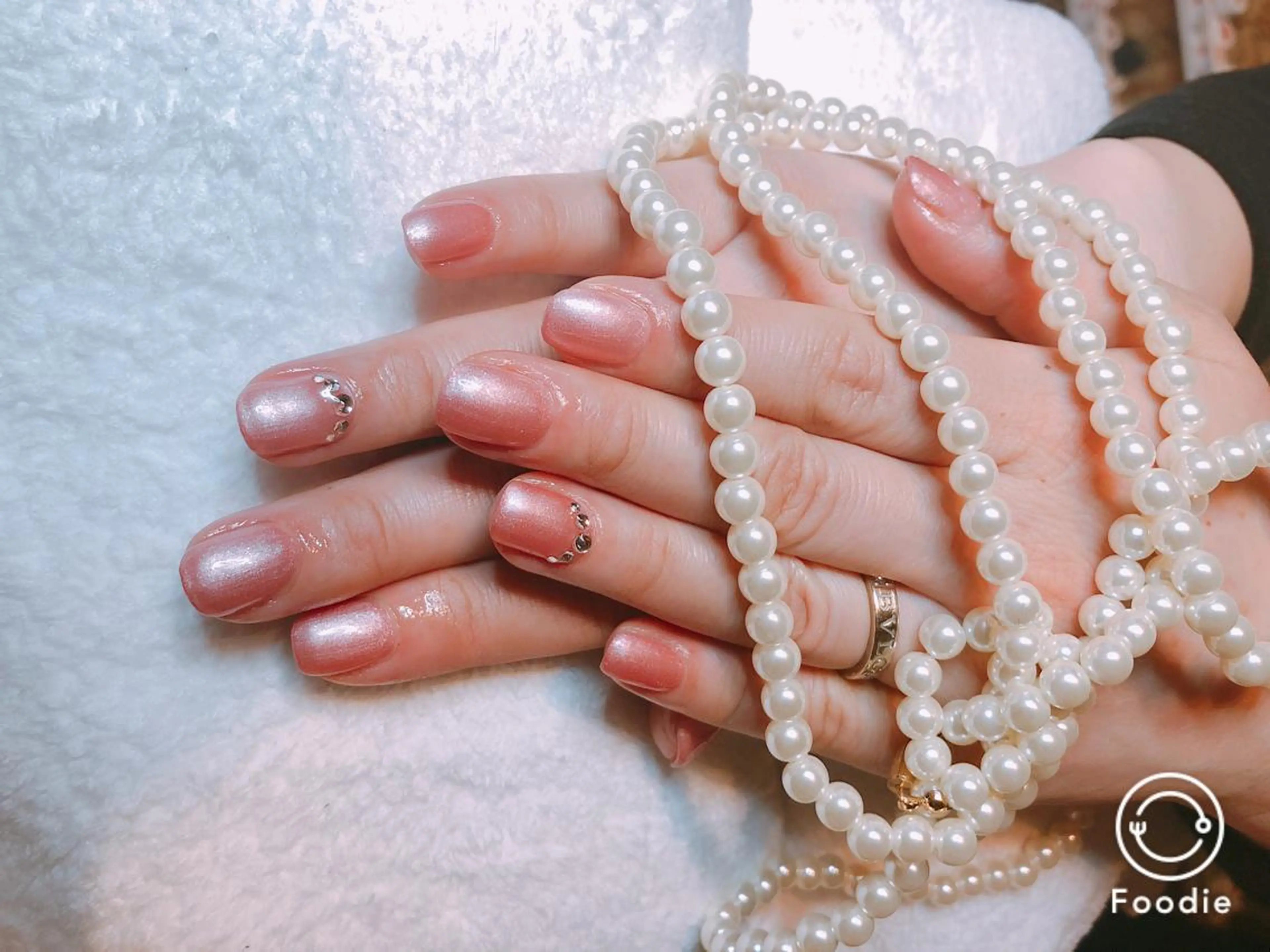 ミディアム ネイル ハンドネイル 長さ出し専門 nynaのネイルデザイン