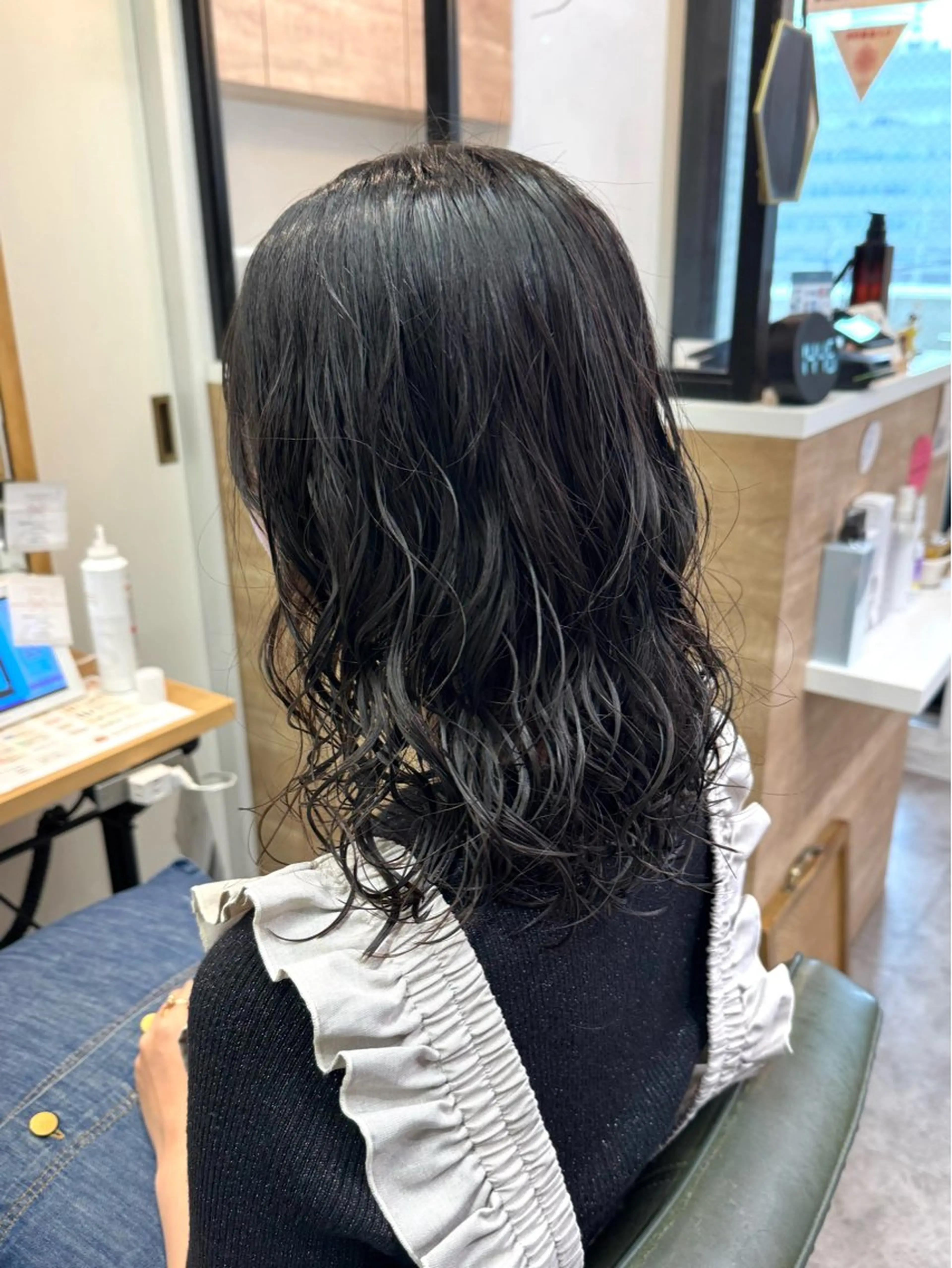 セミロング パーマ セミロングパーマ 美髪縮毛矯正/暖色 カラー/エクステのヘアスタイル