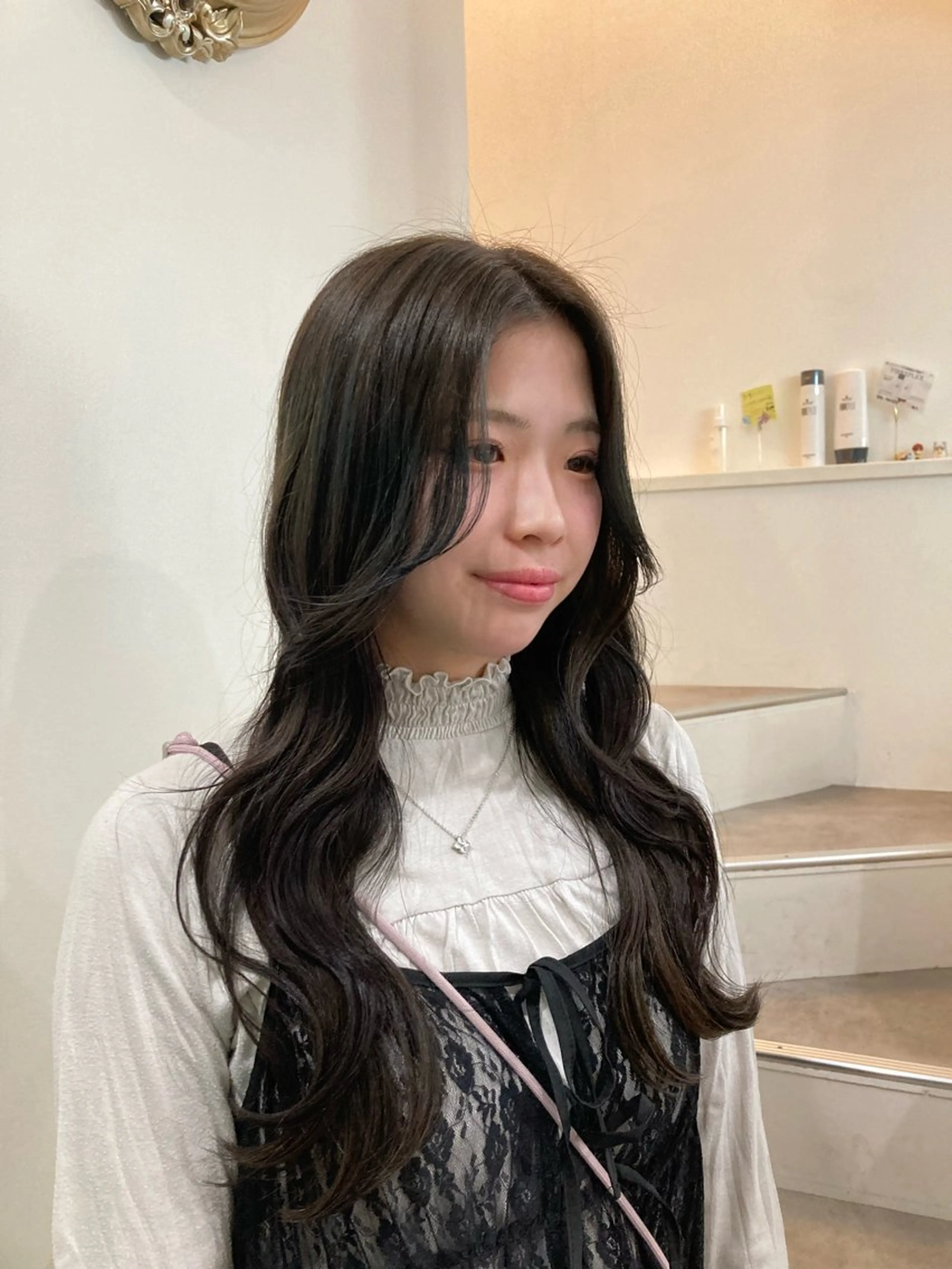 ロング ブリーチカラー KONNOのヘアスタイル