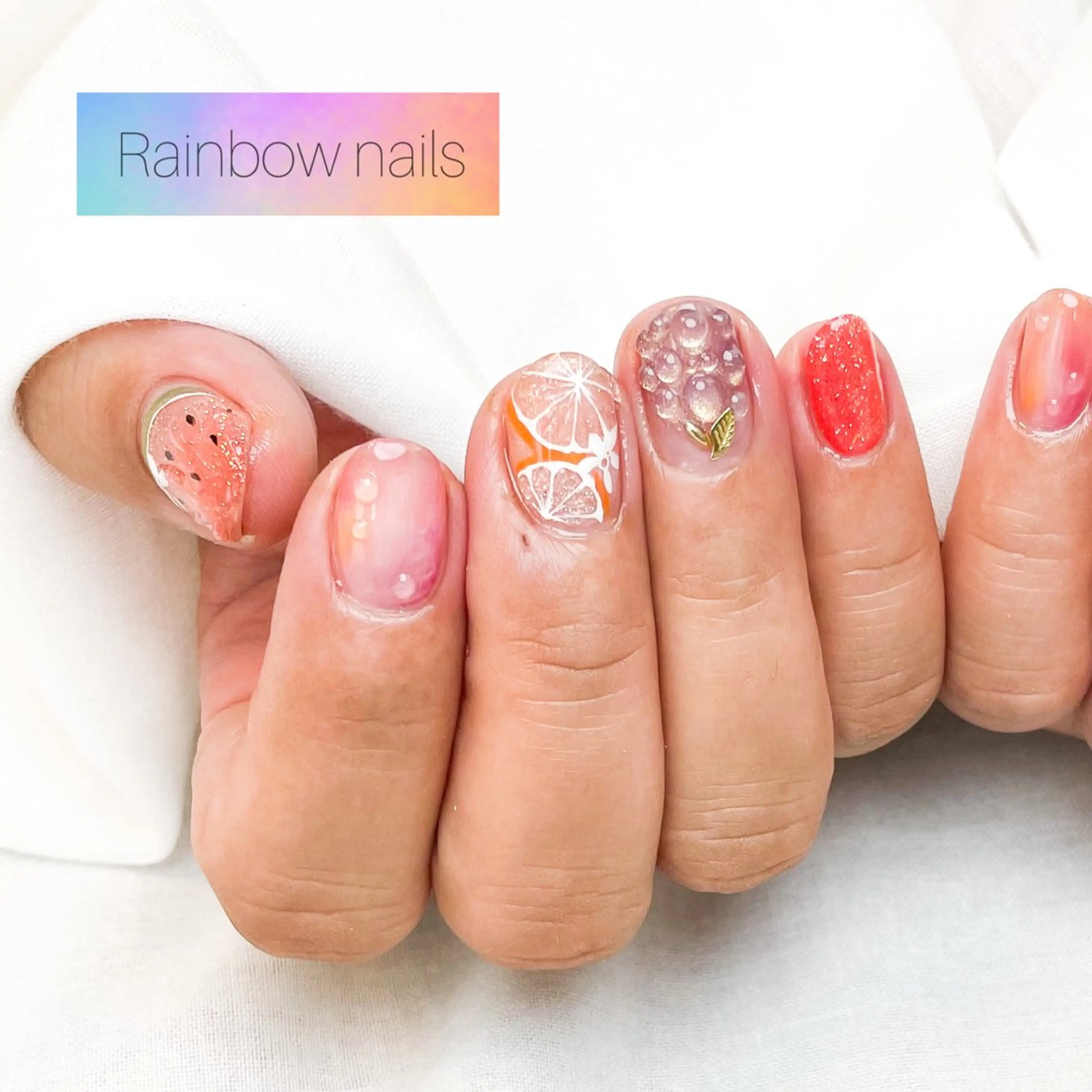 ネイル Rainbow nailsくろちゃんのネイルデザイン