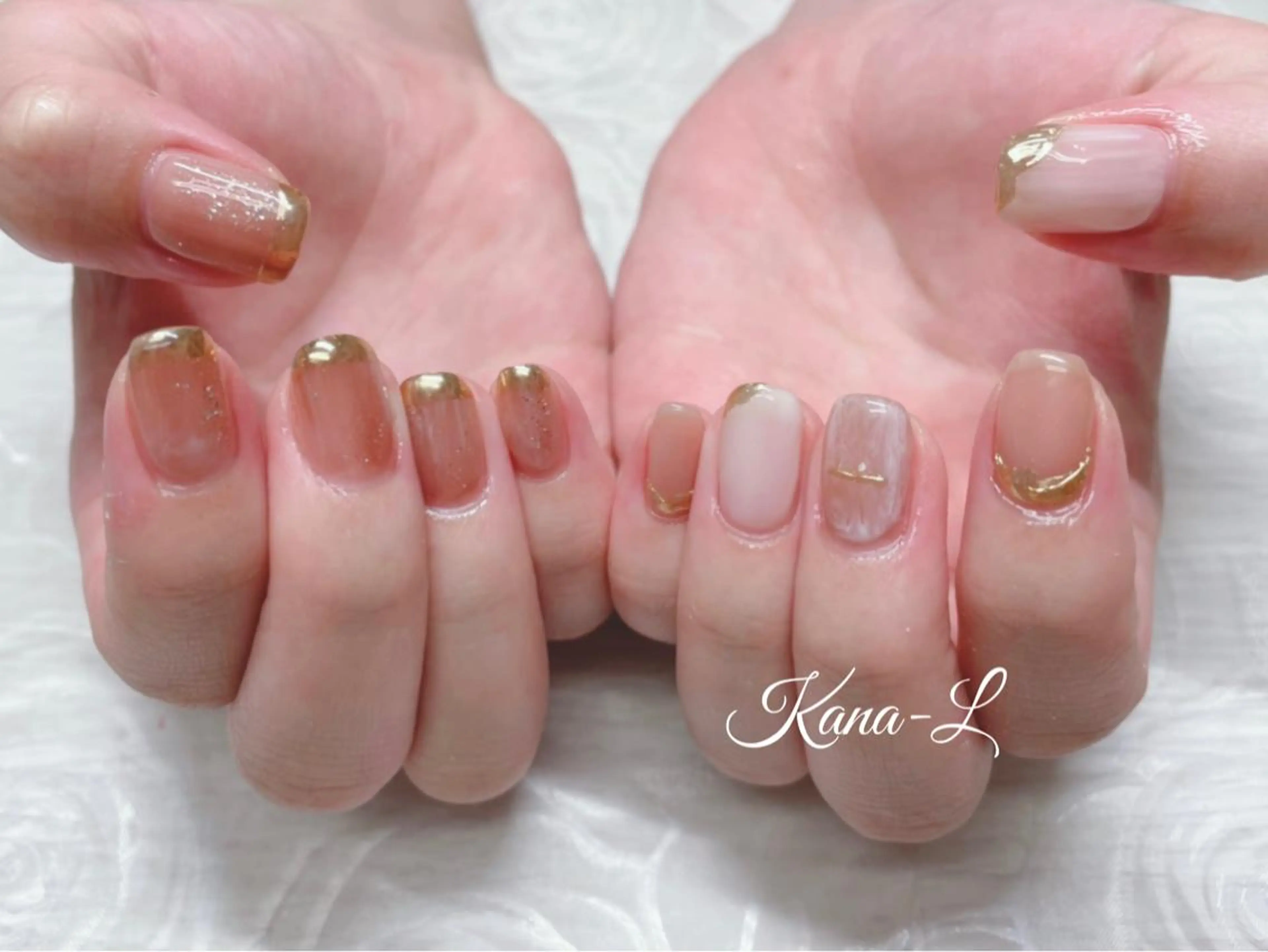 カラー ネイル フレンチネイル ミラーネイル ニュアンスネイル 芦辺 香奈のネイルデザイン