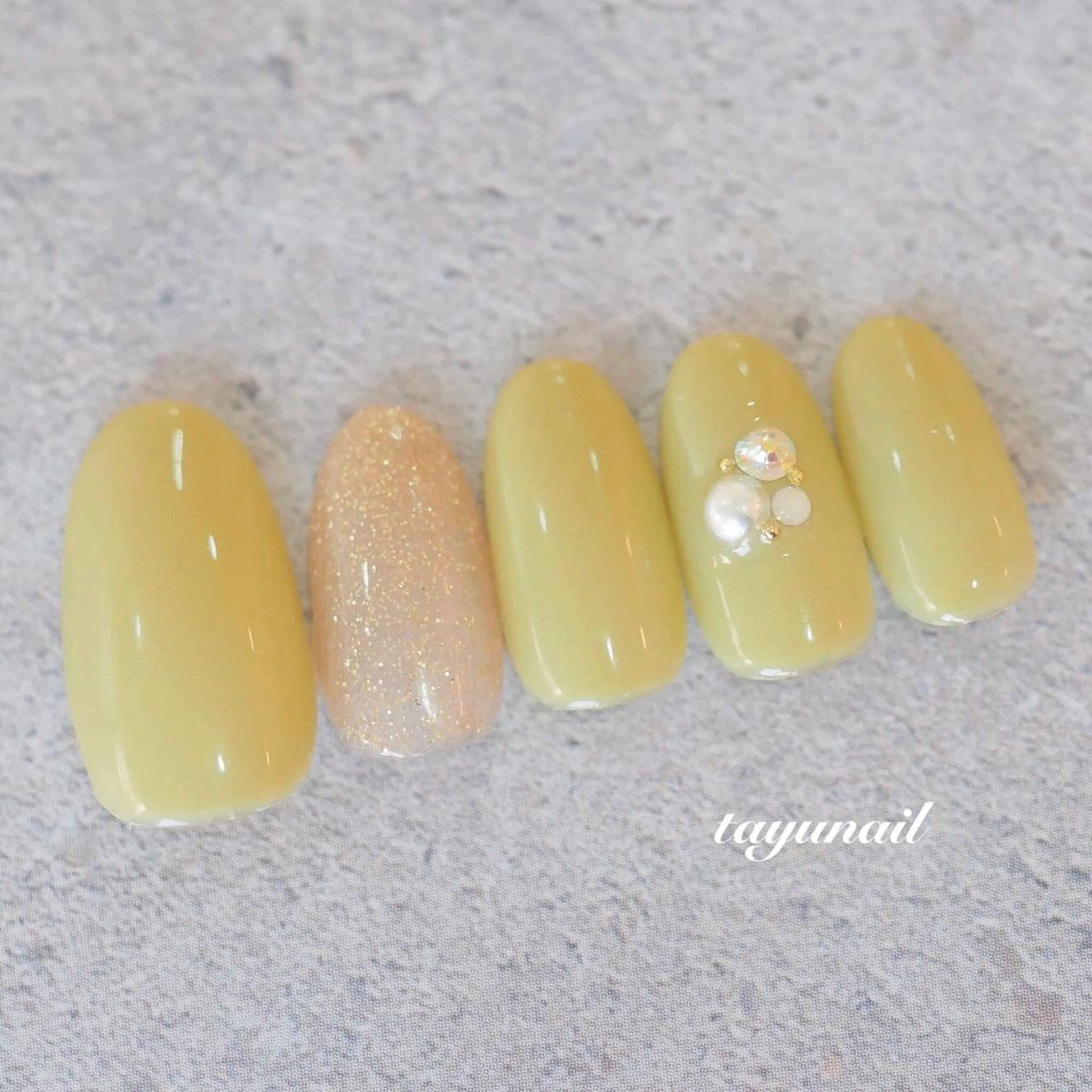 ネイル アートネイル ジェルネイル ニュアンスネイル オフィスネイル ワンカラーネイル ハンドネイル ネイルサロン 【たゆnail】のネイルデザイン