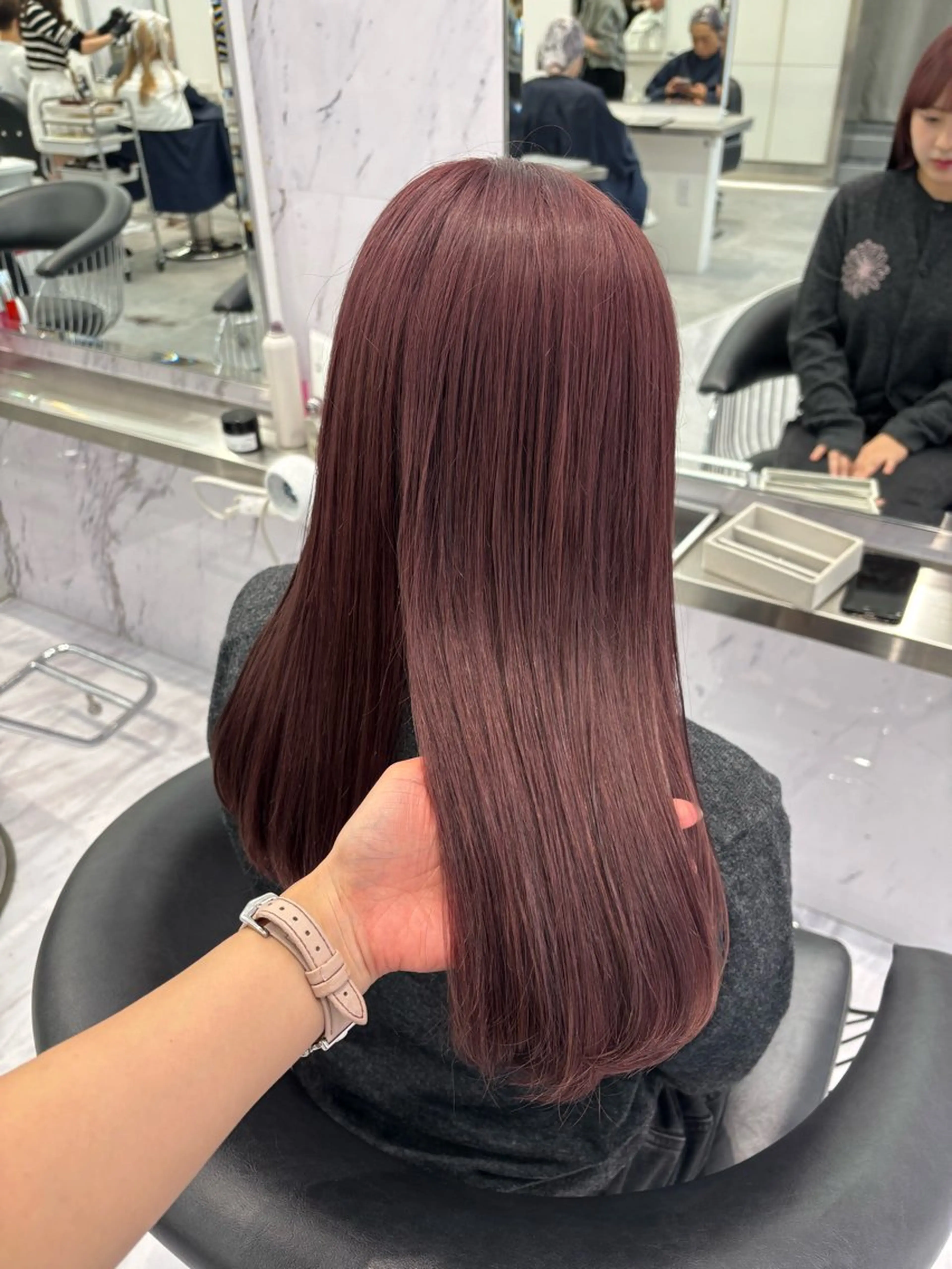 ロング カラー ロング カット ヘアカラー トリートメント ParveMix 🪽鳥取彩花のヘアスタイル
