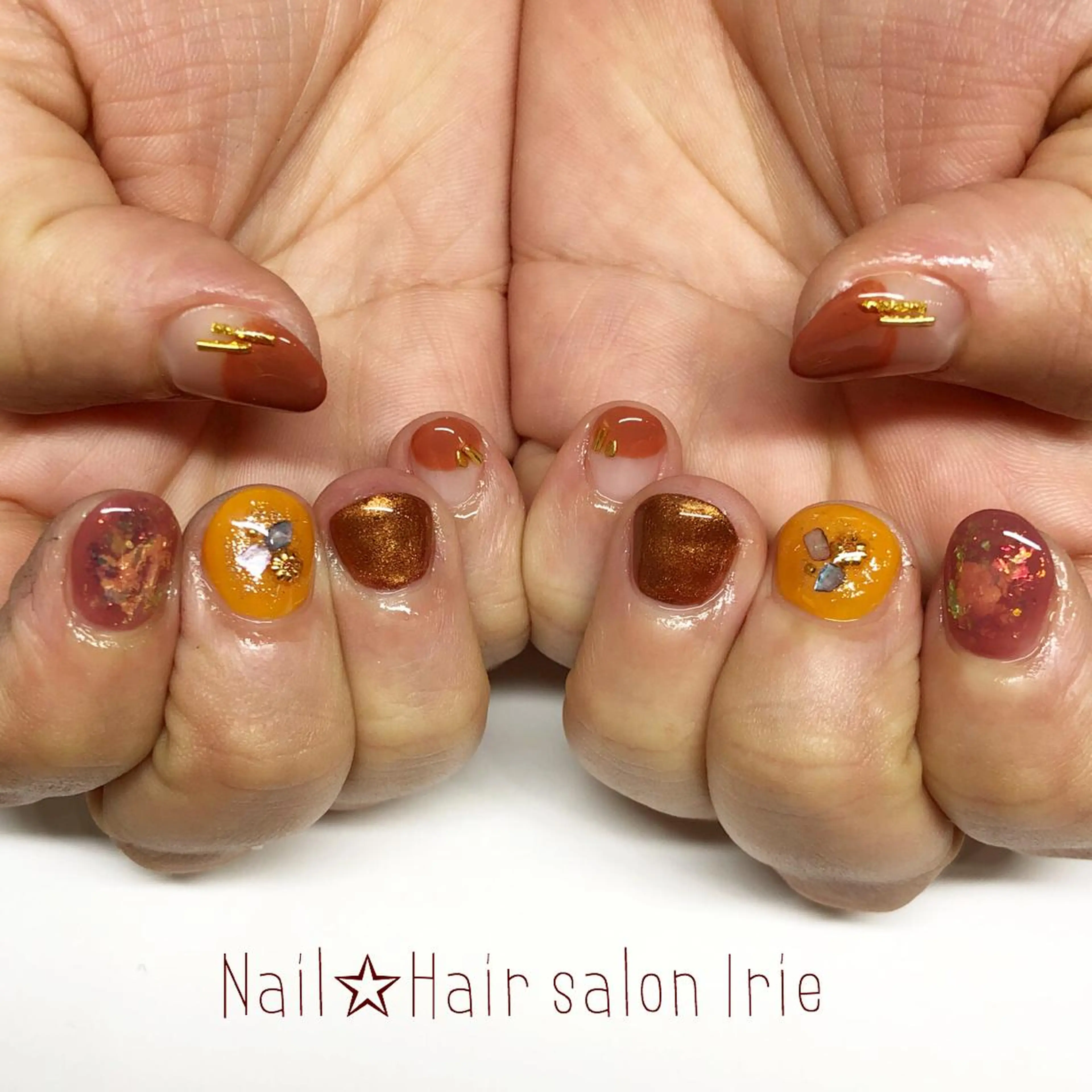 ネイル 與儀 知佳のネイルデザイン