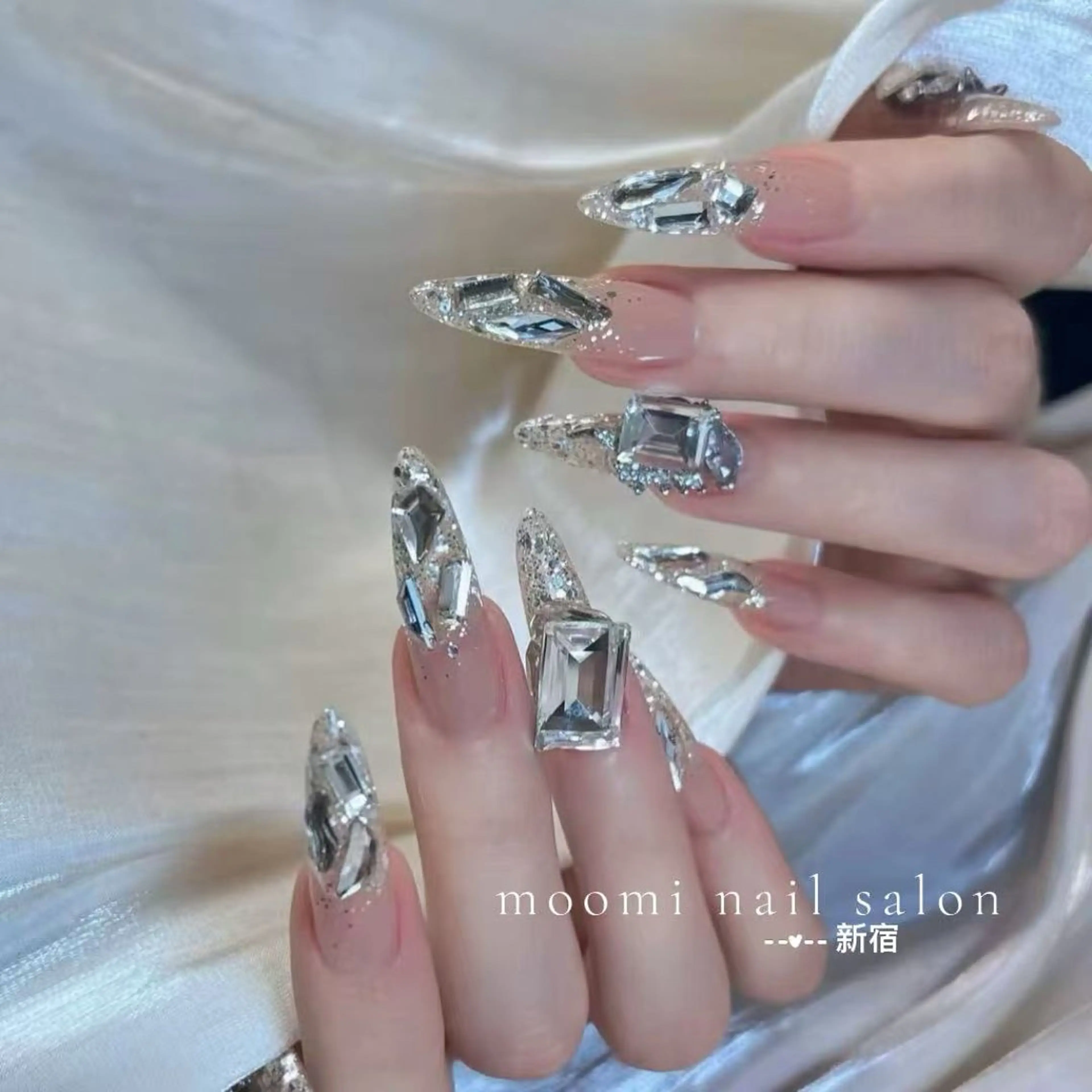 ネイル ハンドネイル Moomi nail salonのネイルデザイン