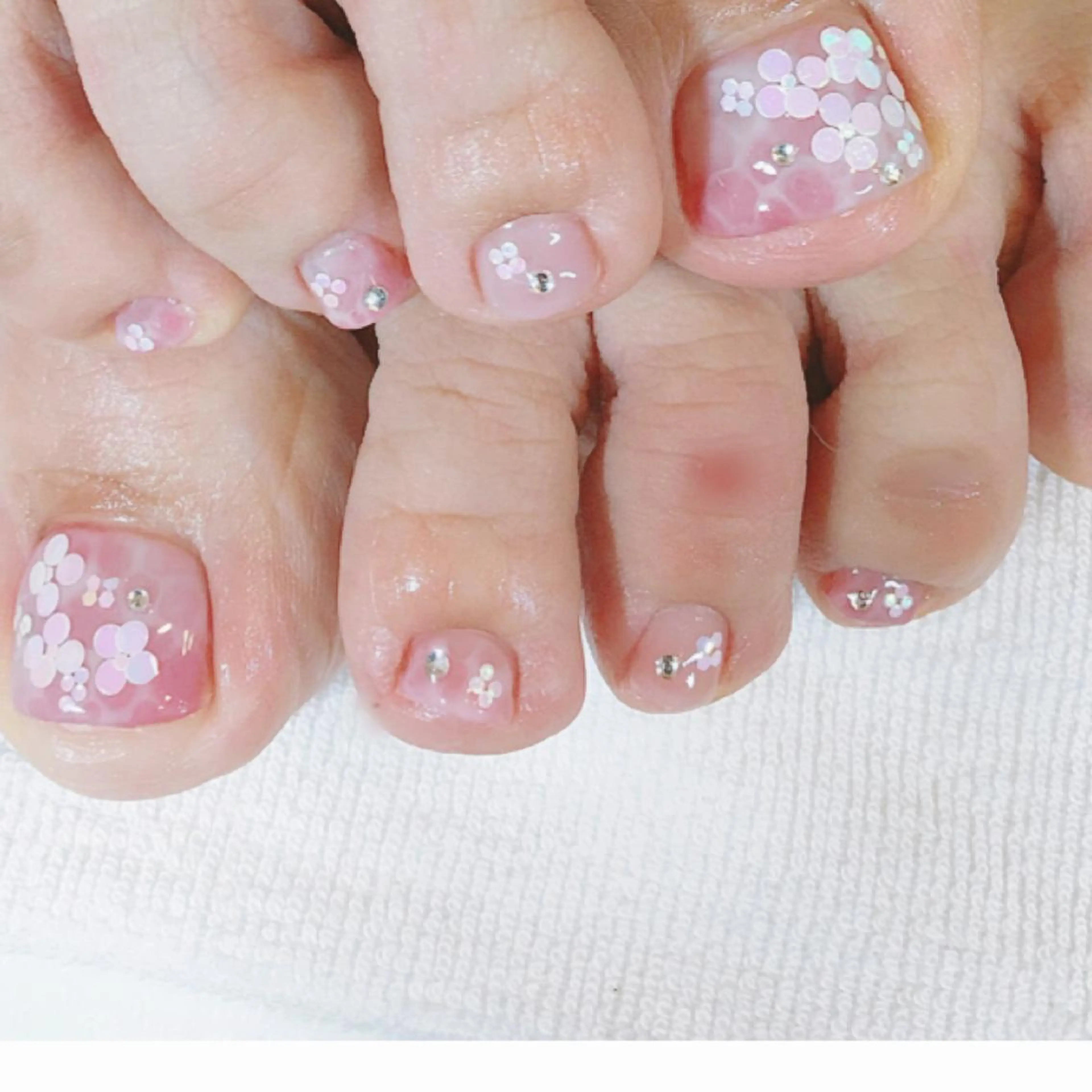 ネイル アートネイル ホログラムネイル フットネイル MISAKO nailのネイルデザイン