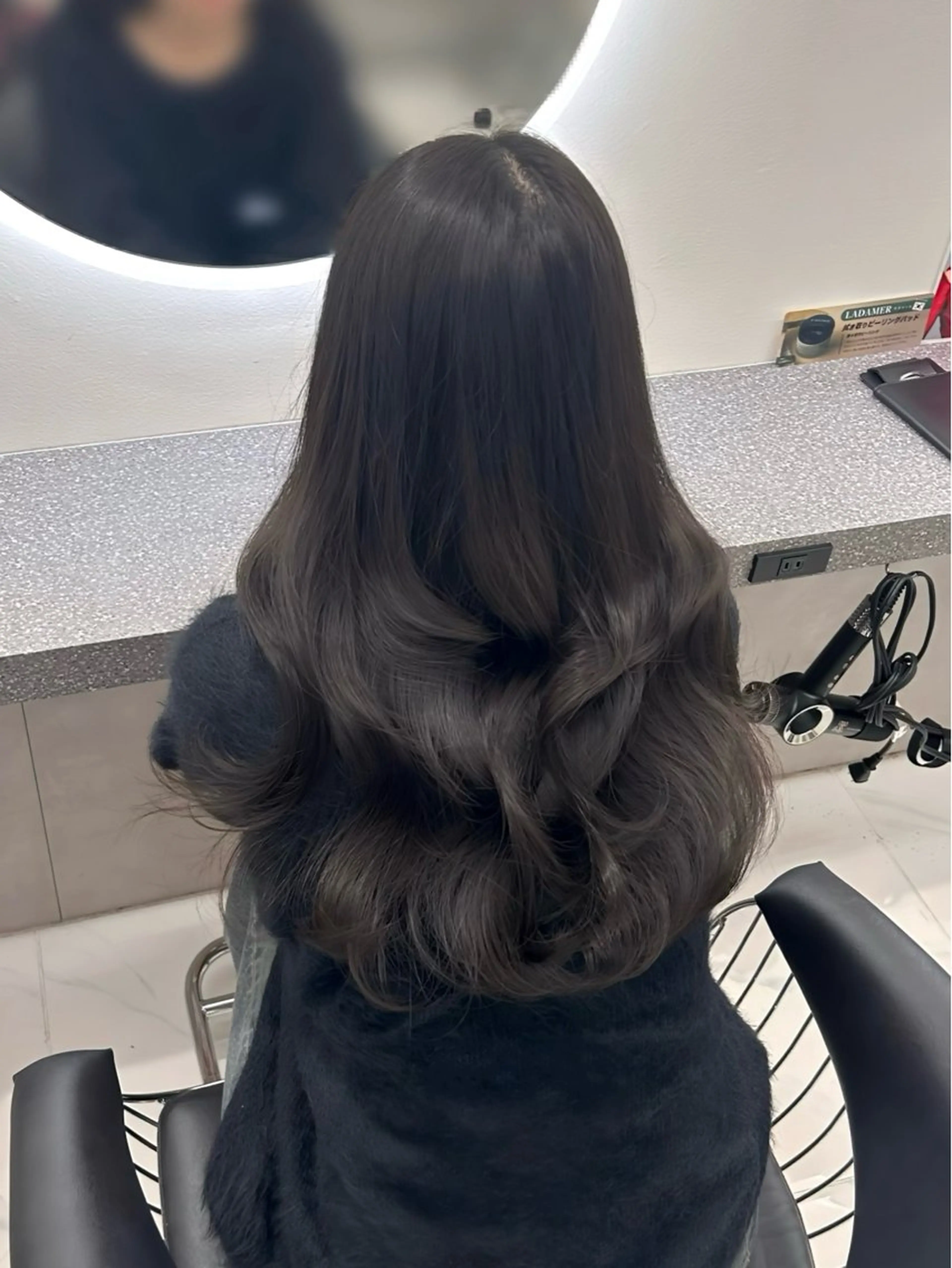 ロング カラー アッシュ アッシュグレー アッシュグレージュ グレージュ 髪質改善 カット ヘアカラー トリートメント 韓国ヘア/透明感カラ ー/梅田/ayanoのヘアスタイル