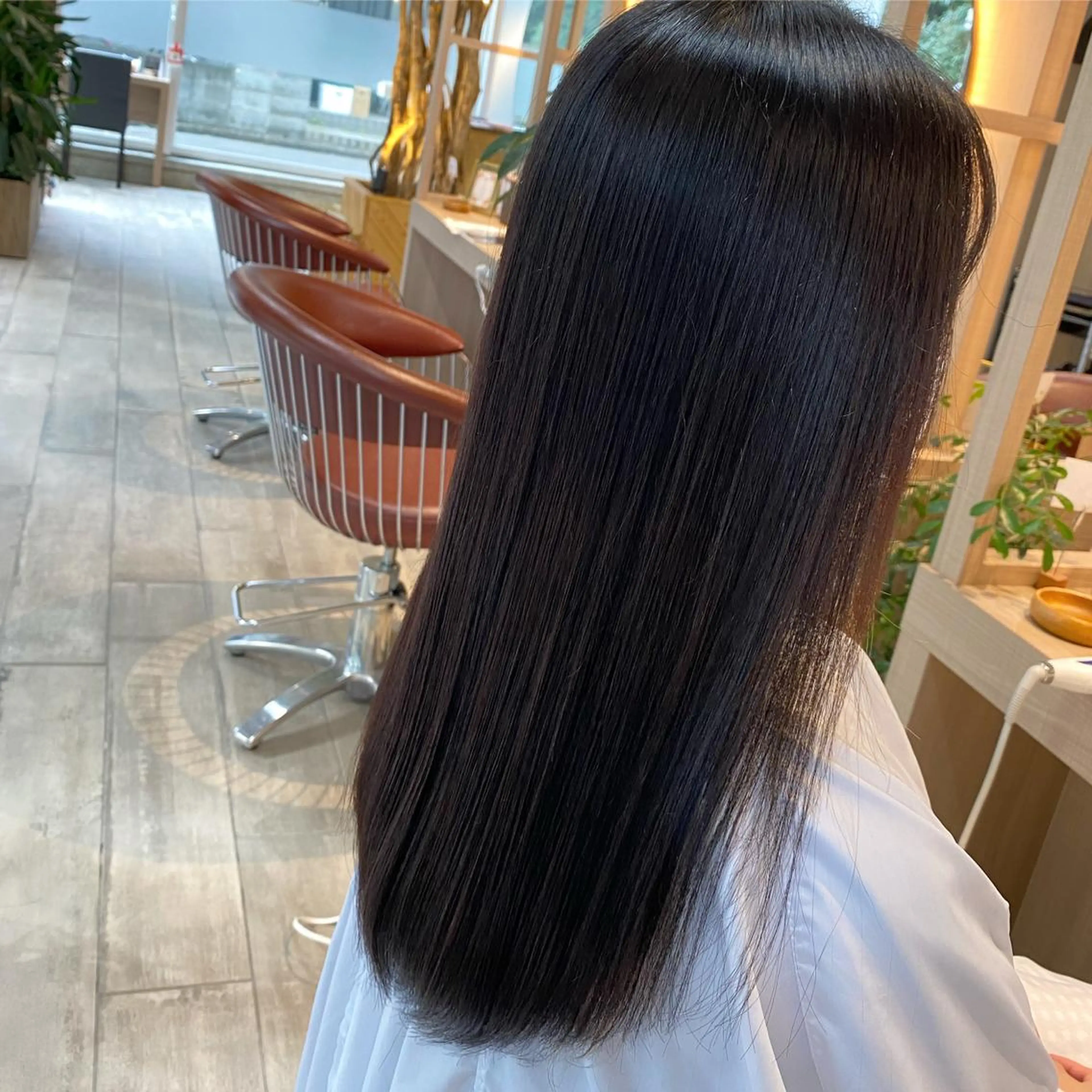 ロング カラー トリートメント LONESS GINZA所属・FUJIIKANON /矯正モデル募集中のヘアスタイル