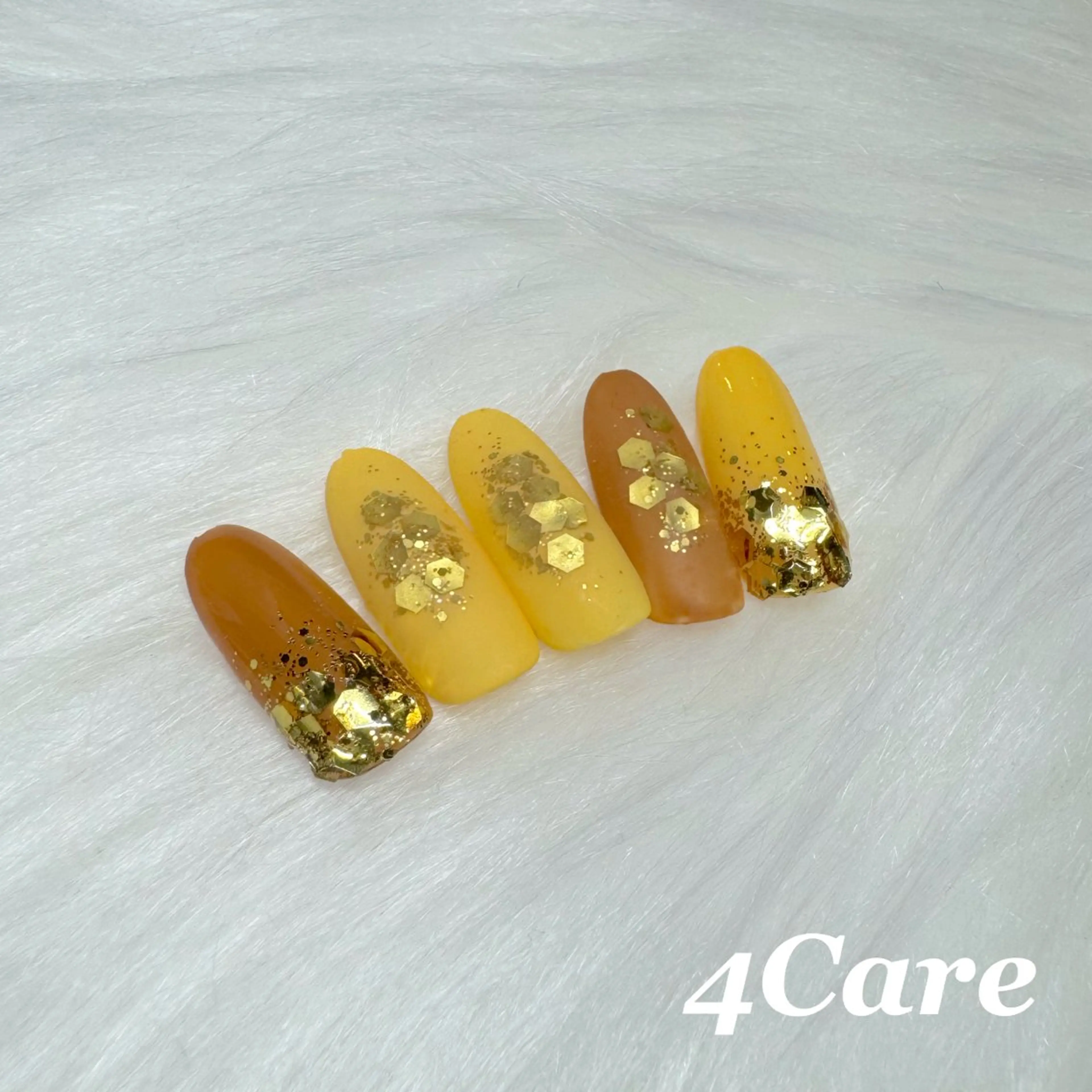 ネイル ハンドネイル 4Care Yのネイルデザイン