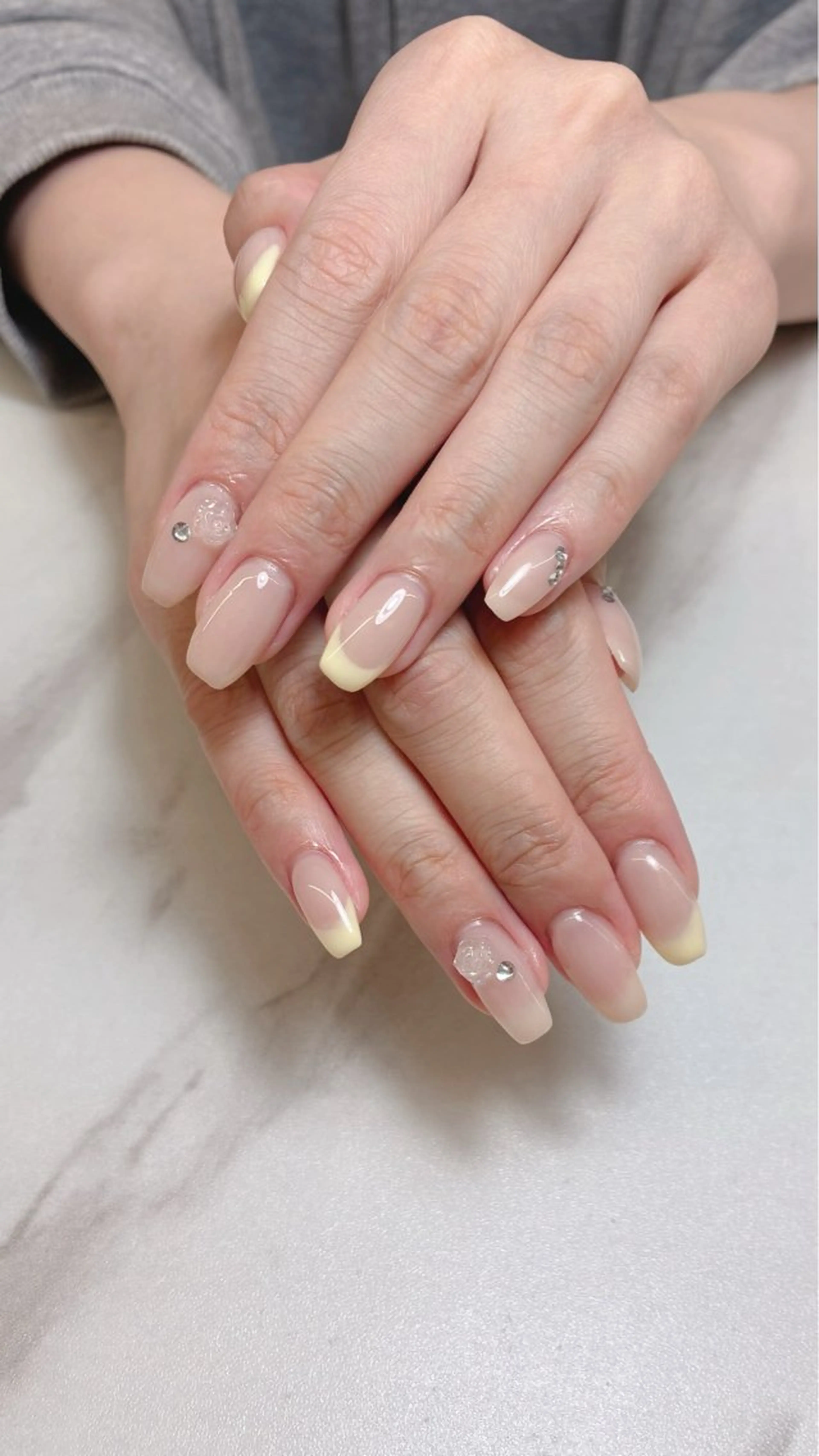 ネイル さき🌼 堺筋本町ネイルサロンのネイルデザイン