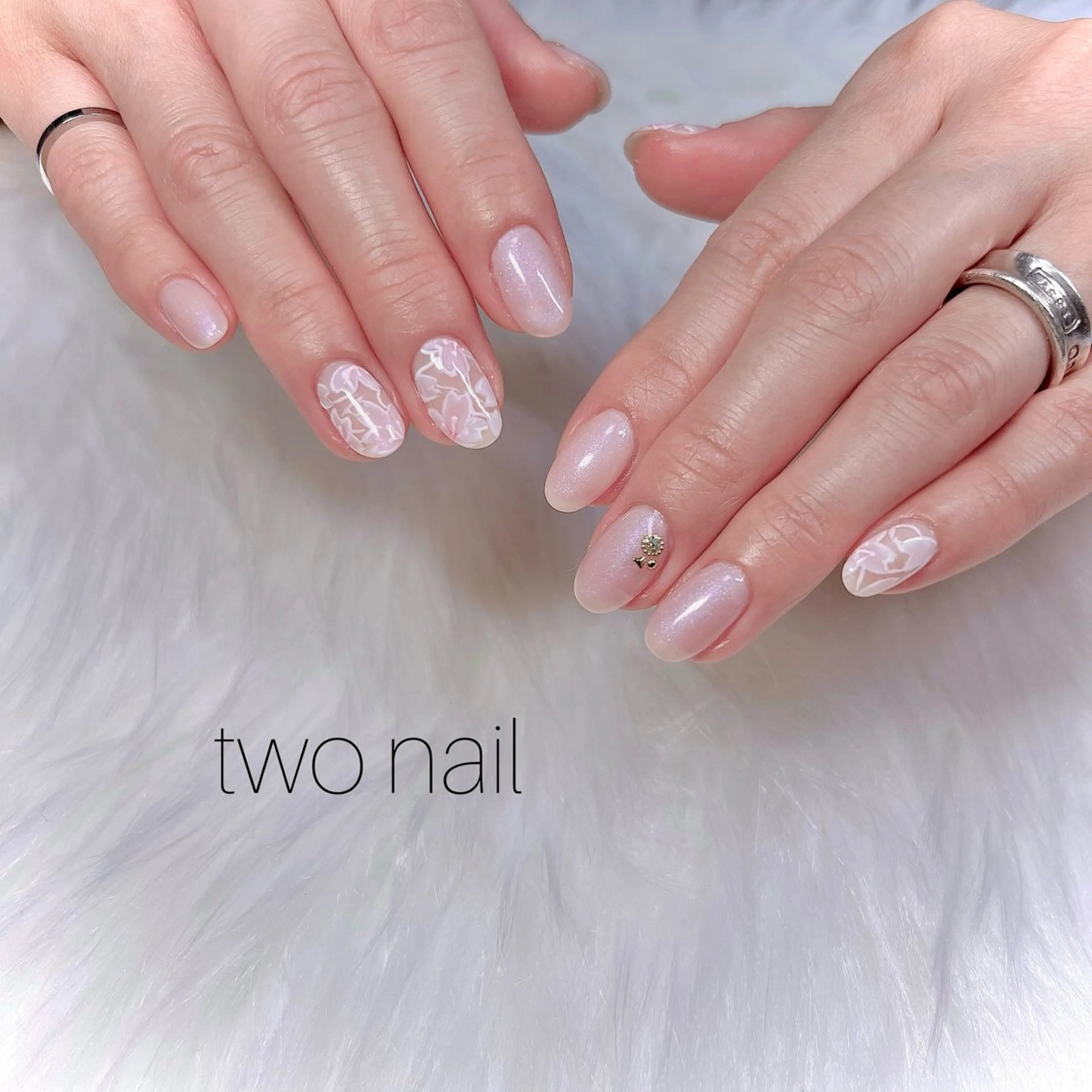 ネイル アートネイル 桜ネイル ネイルチップ ホワイト ハンドネイル two nailのネイルデザイン