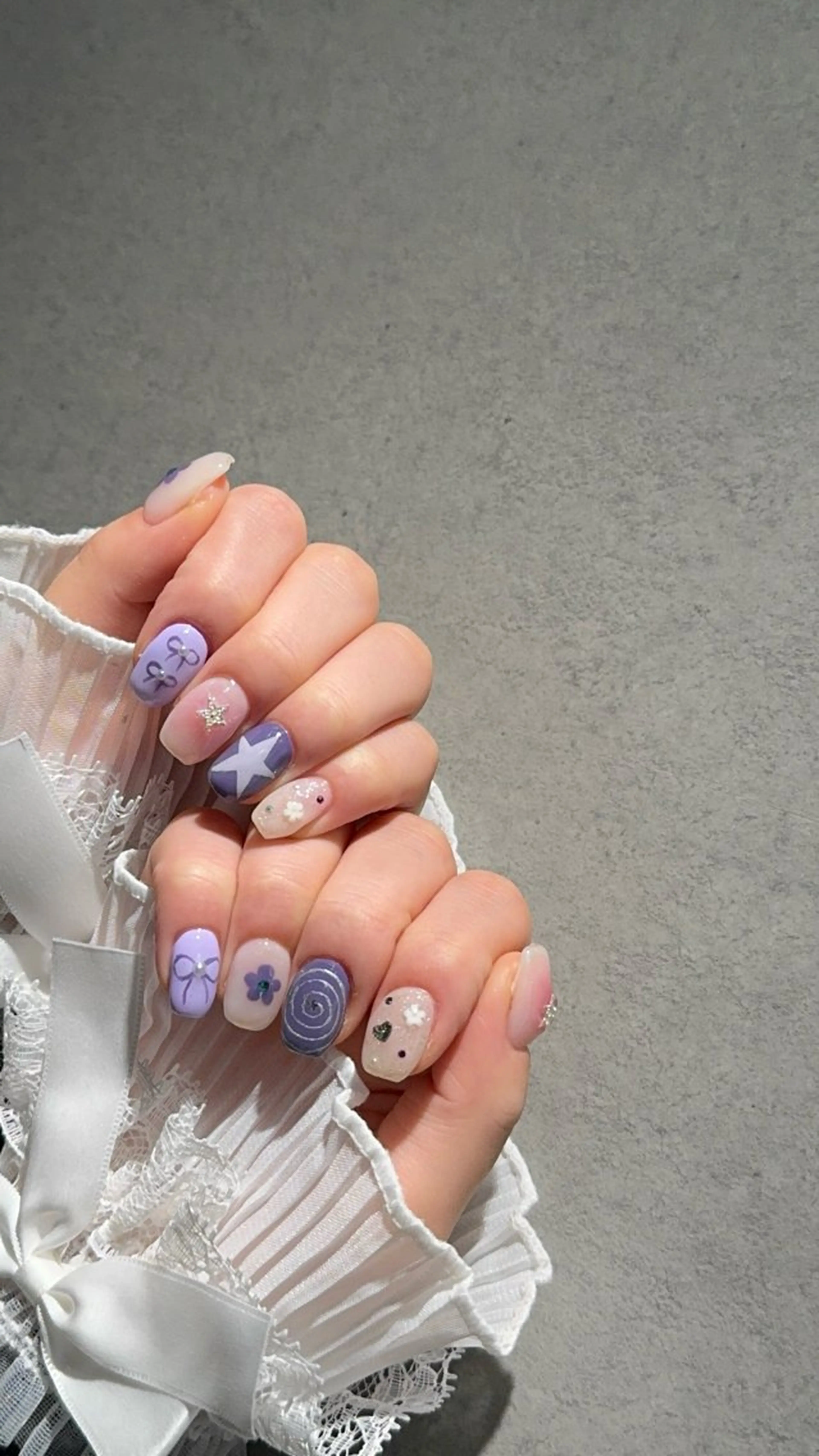 ネイル I-nailロング /ワンホン/キラキラのネイルデザイン