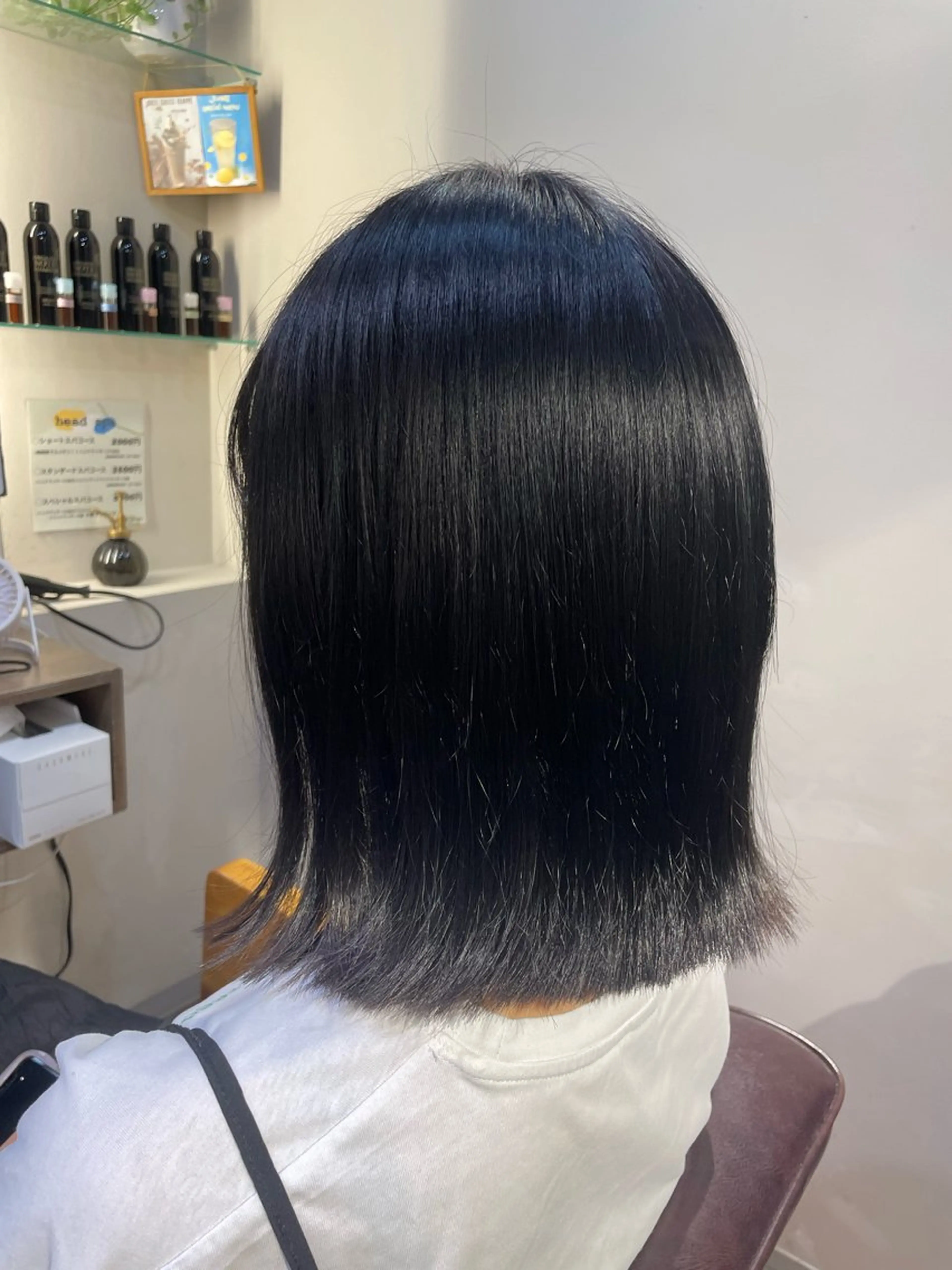 ミディアム 佐々木 優花のヘアスタイル