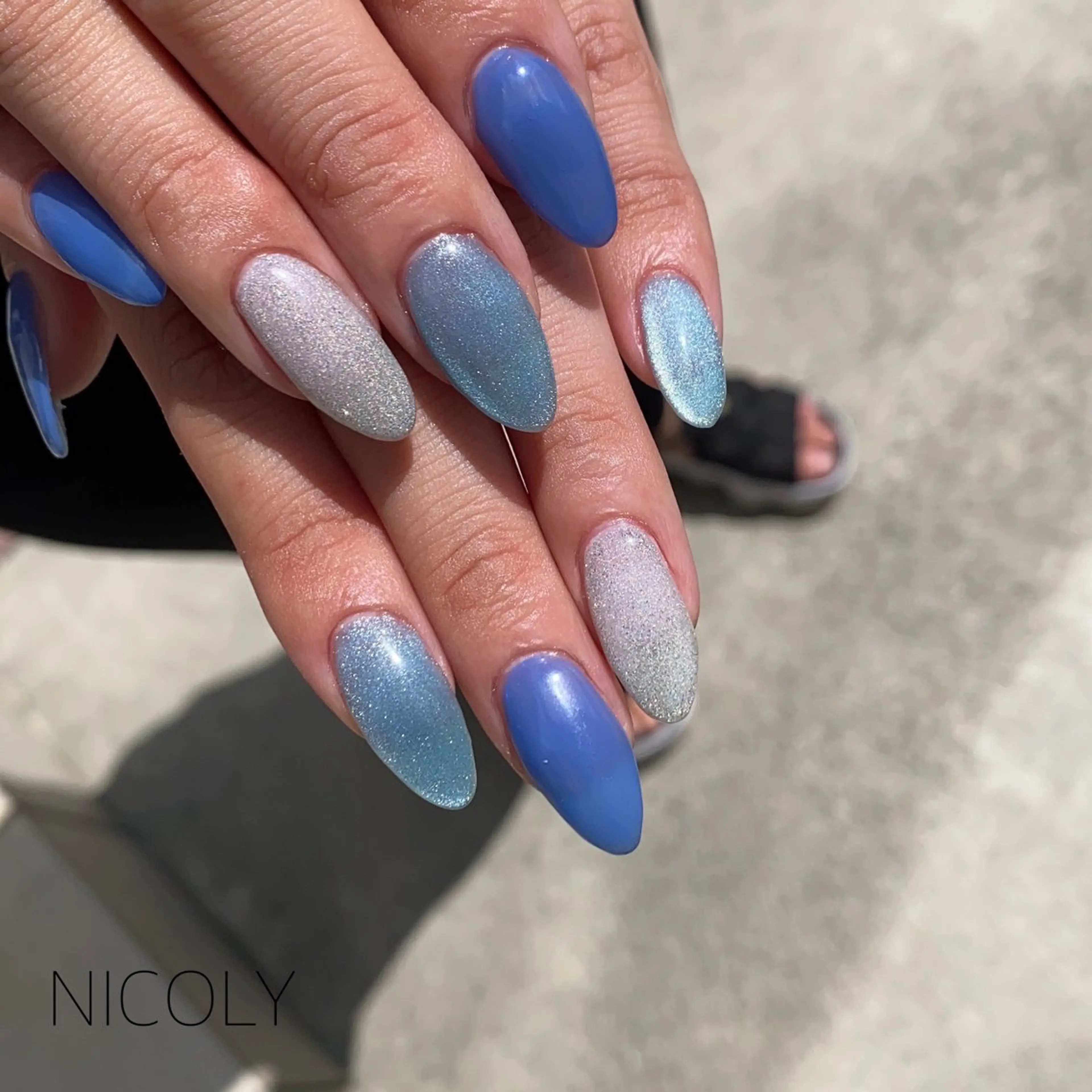 ネイル ブルー フラッシュネイル マグネットネイル ハンドネイル nailist kobayashiのネイルデザイン
