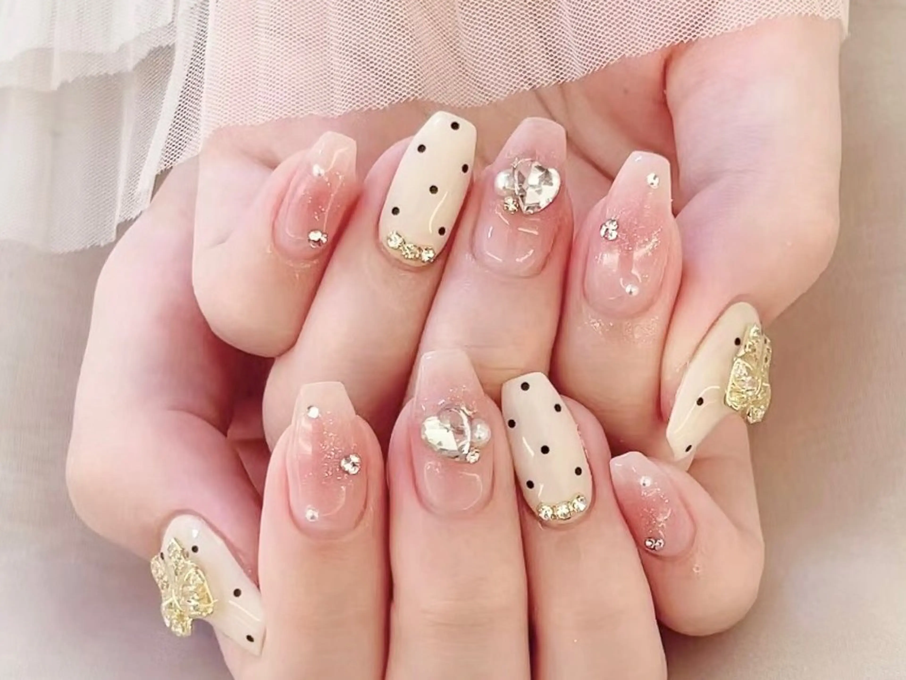 ネイル ハンドネイル ハンドケア lily nailのネイルデザイン
