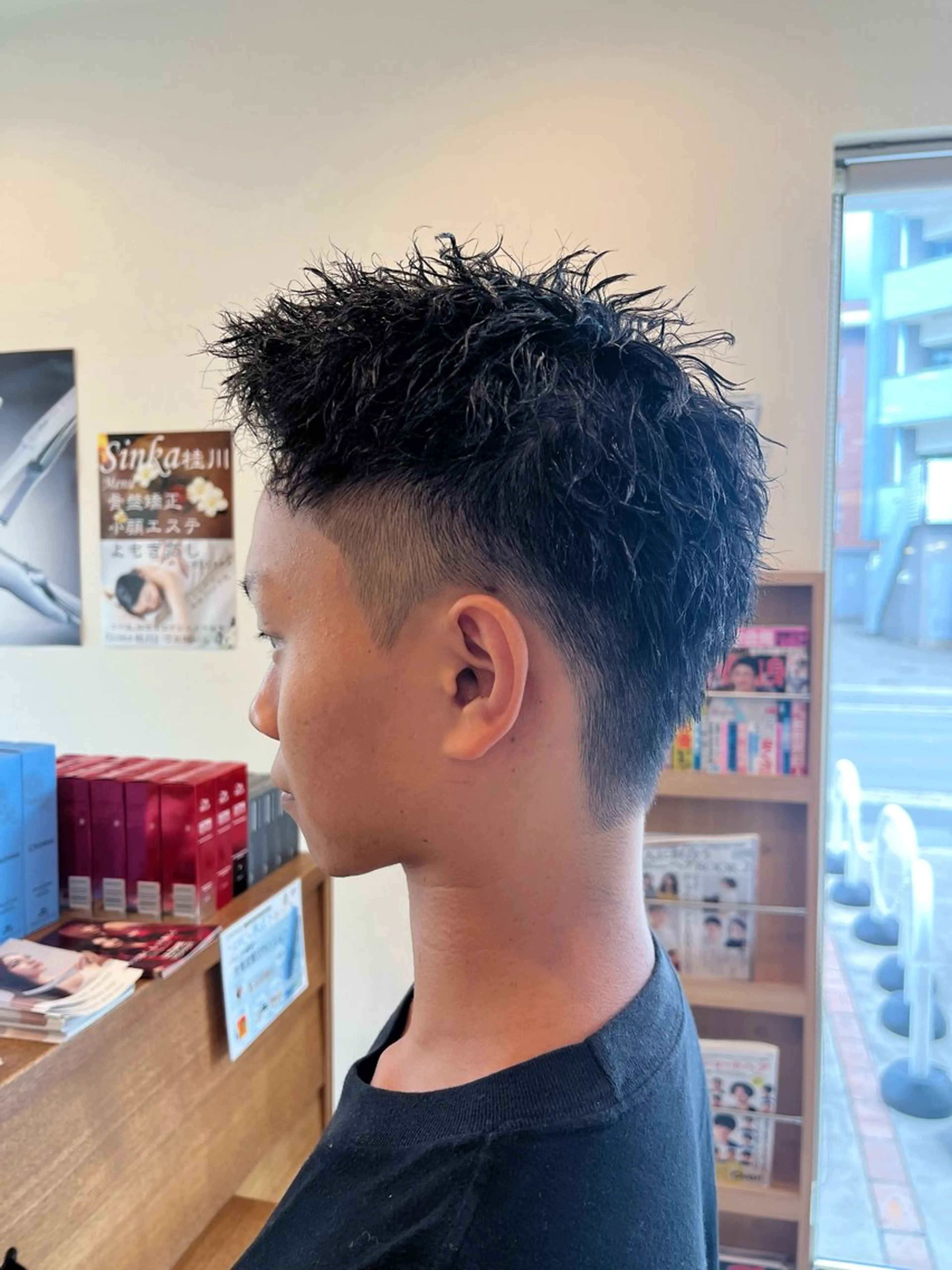 メンズ メンズパーマ 刈り上げ カット パーマ 若林 季京のヘアスタイル