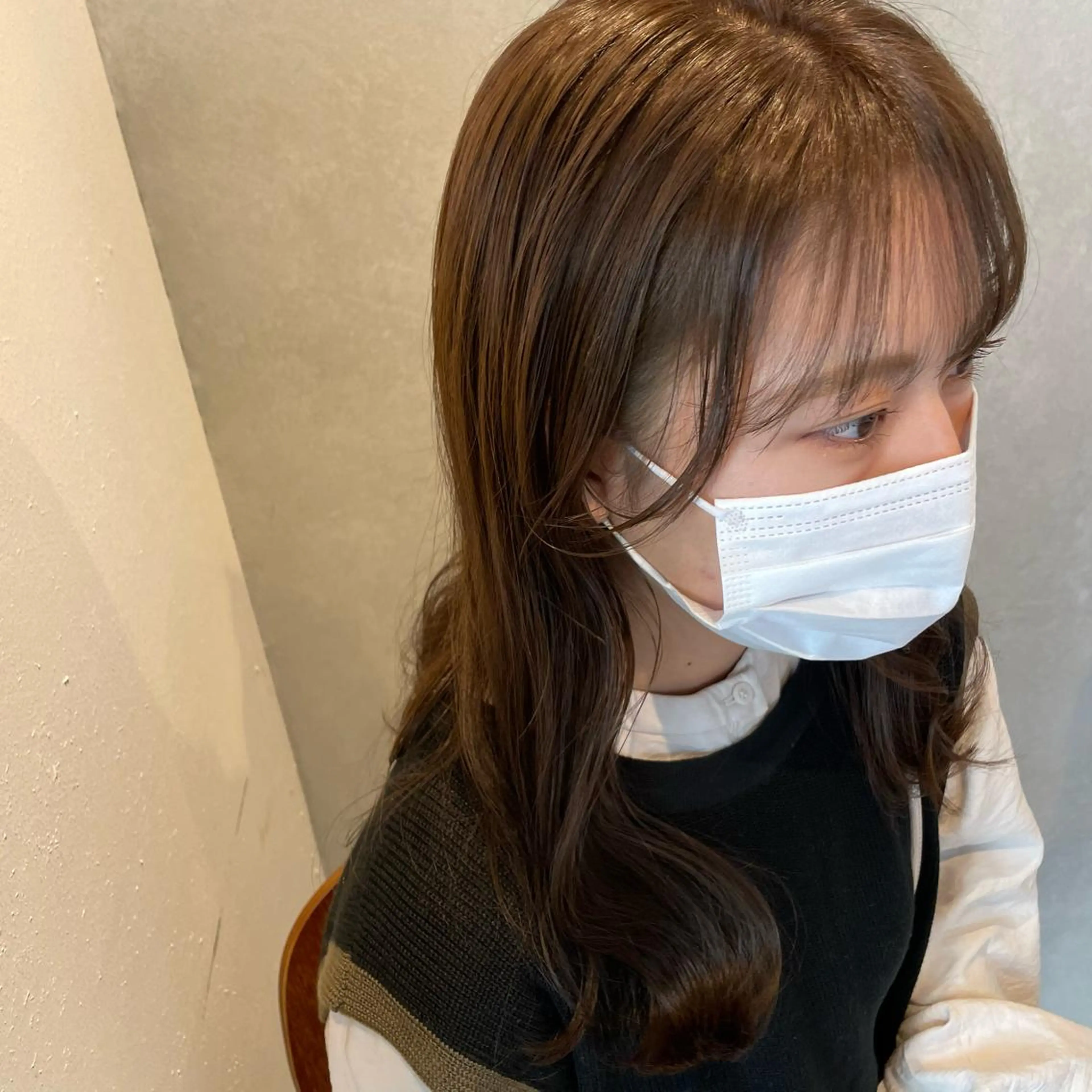 セミロング 大田 留衣のヘアスタイル