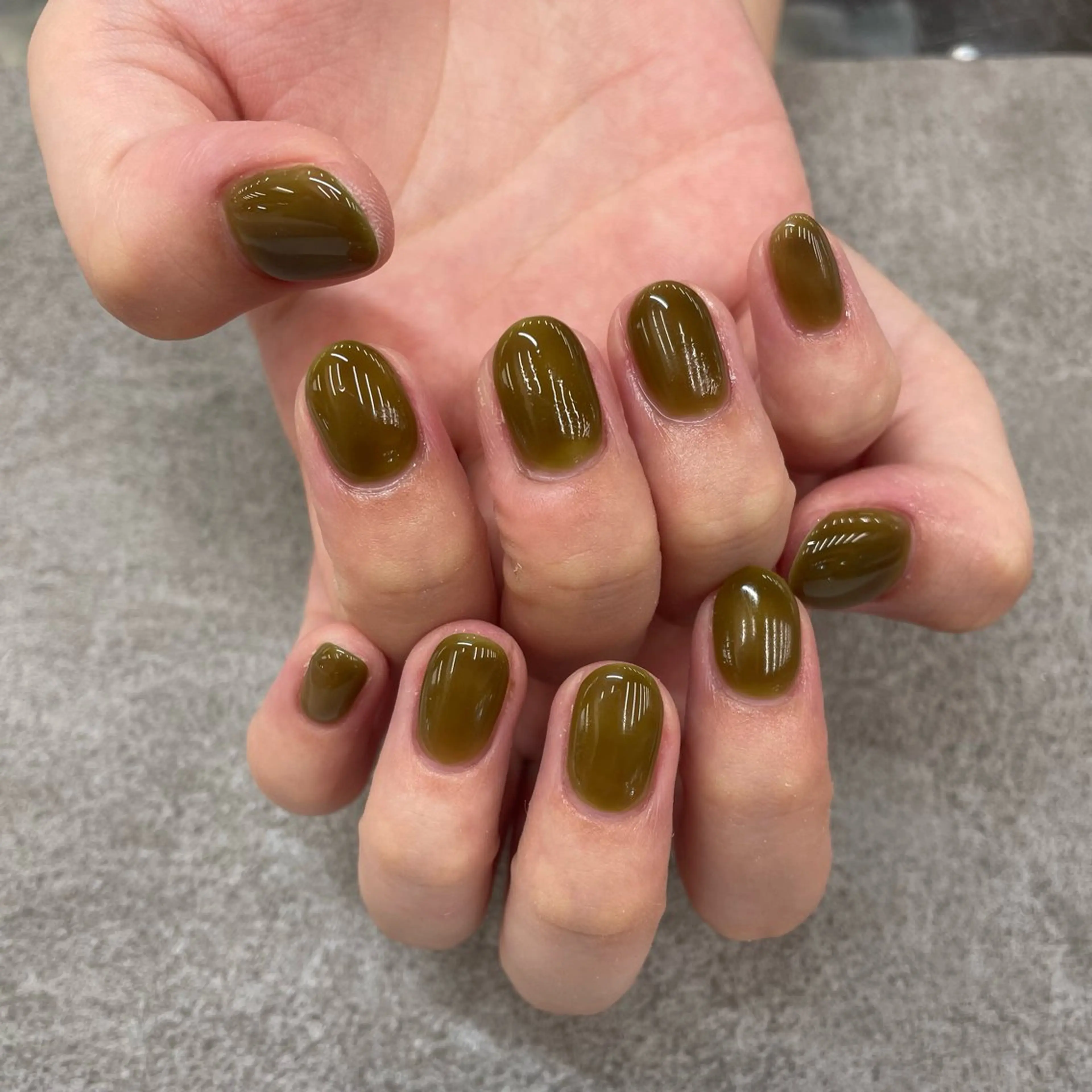 ネイル ワンカラーネイル MAXKELLY ANNAのネイルデザイン