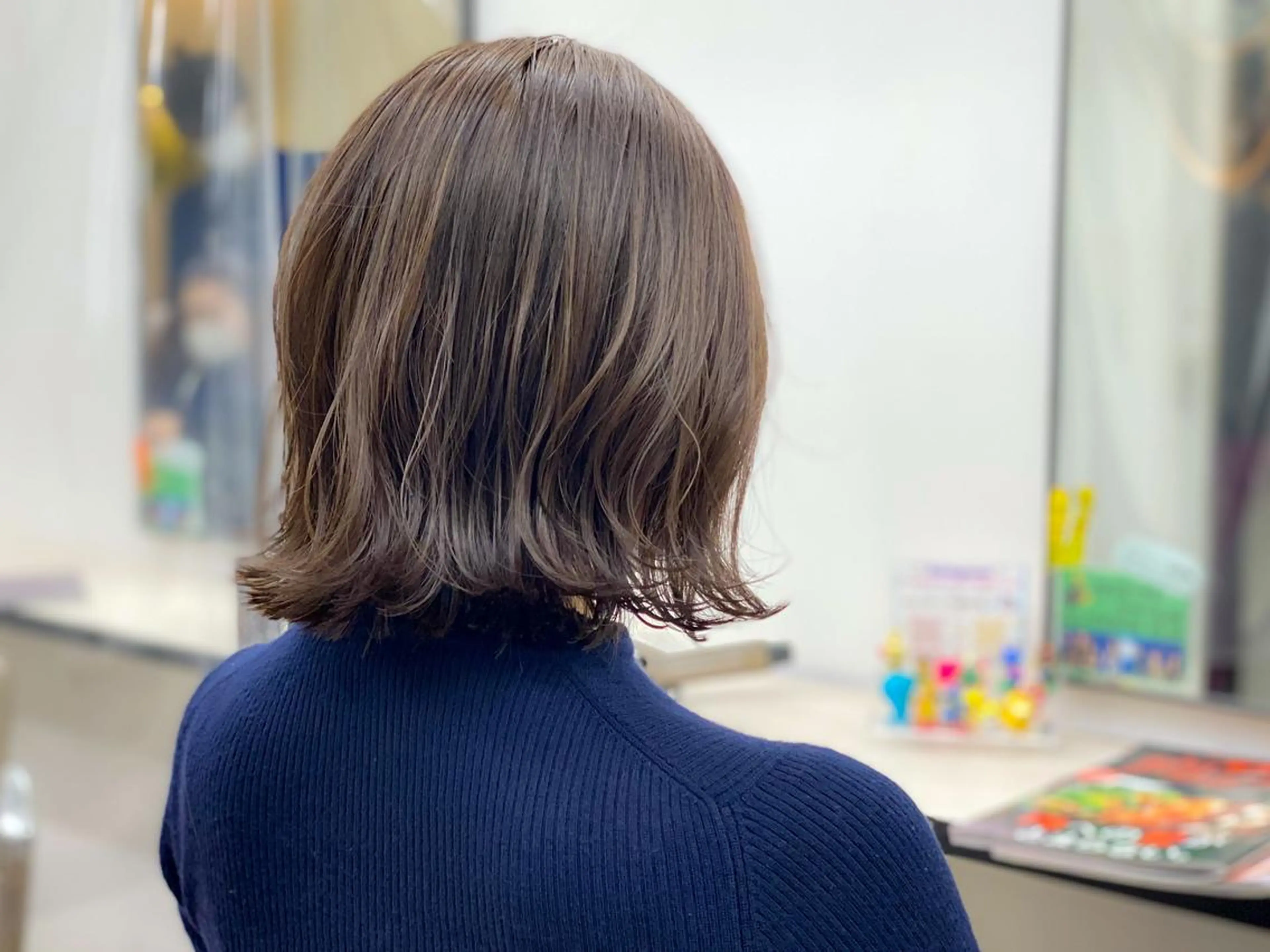 ミディアム ボブ louwe 武藤幸世のヘアスタイル