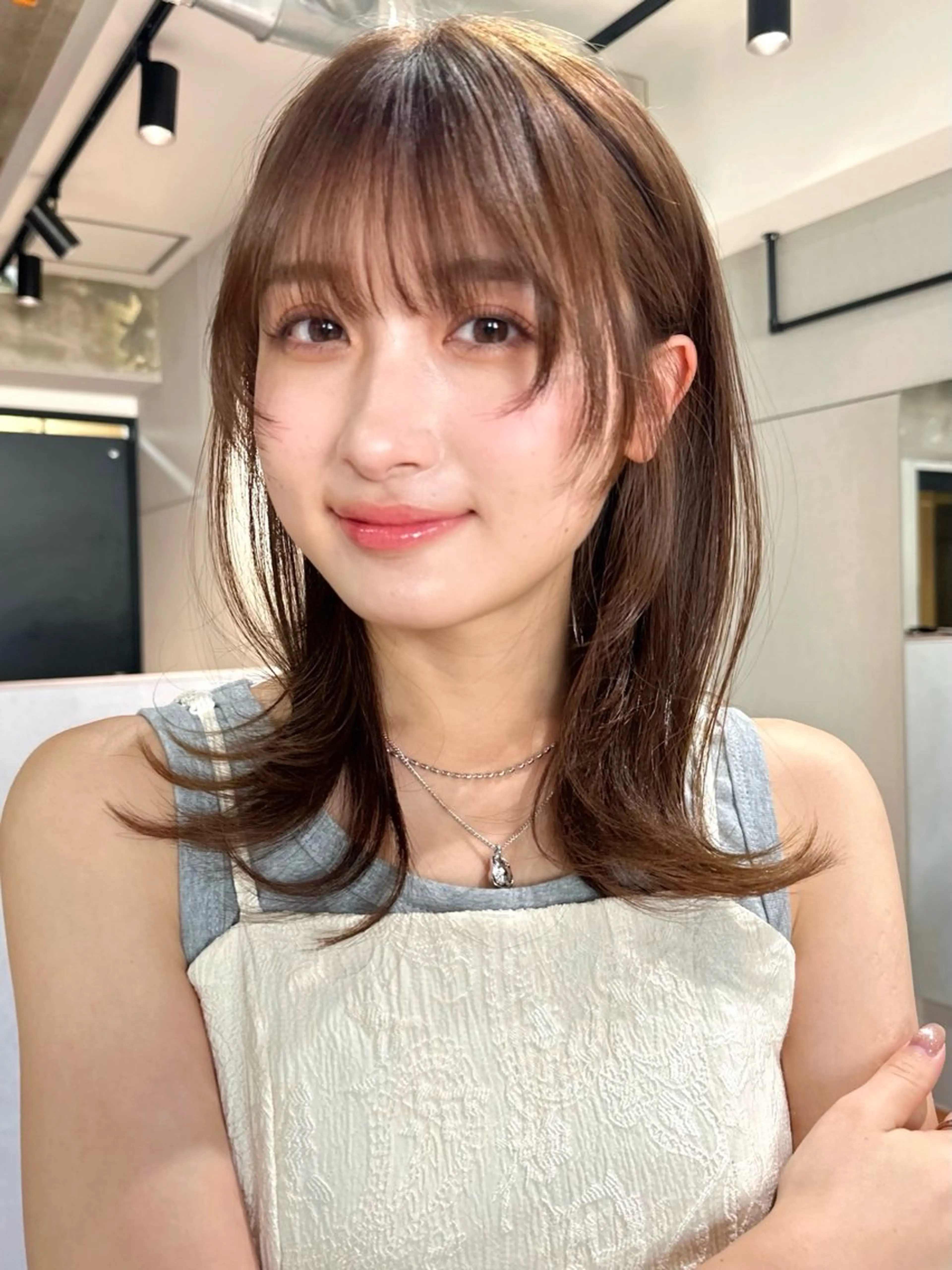 ミディアム カラー パーマ kazuki【顔周り ×レイヤーカット】のヘアスタイル