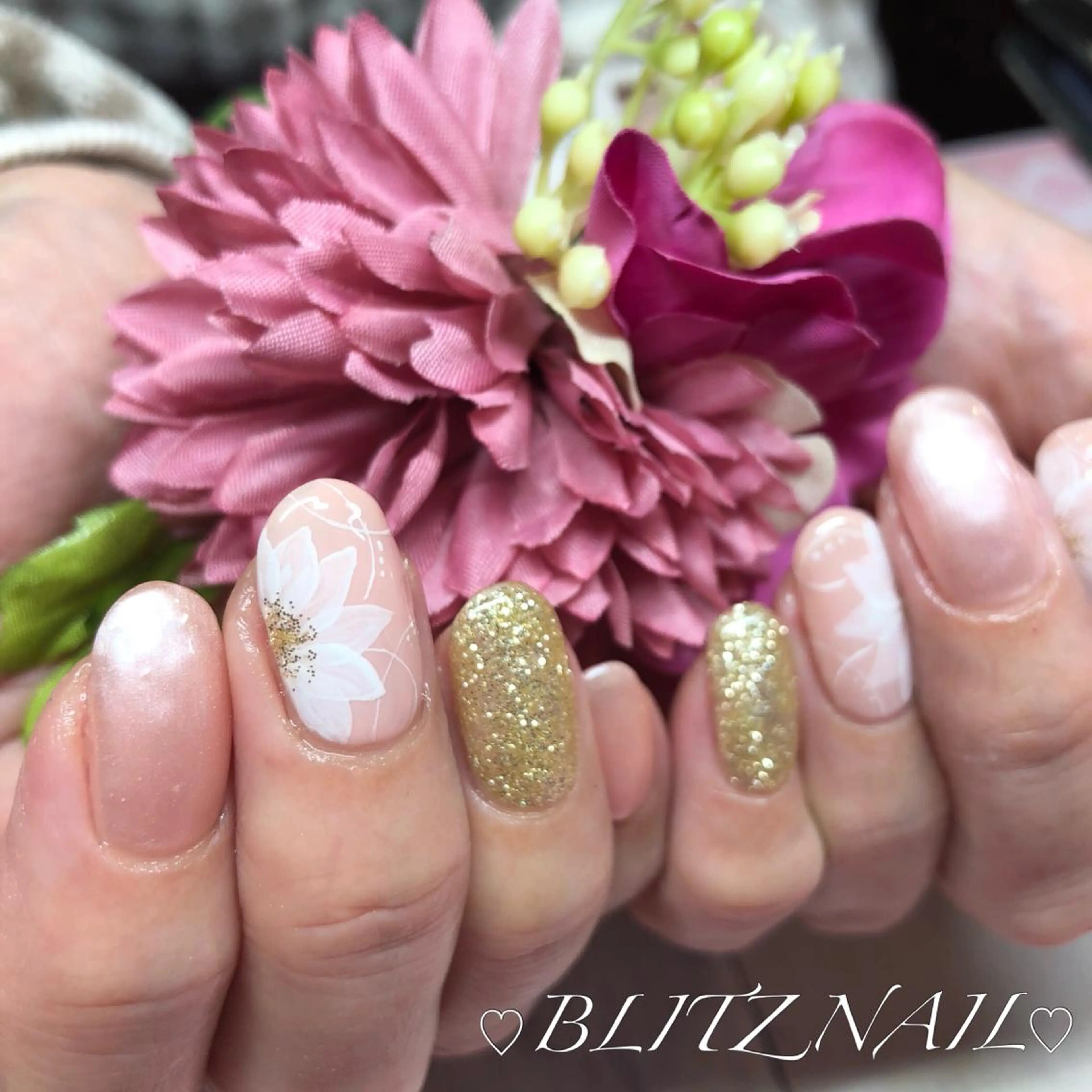 ネイル BLITZ Nail 岩田💅🏻✨のネイルデザイン