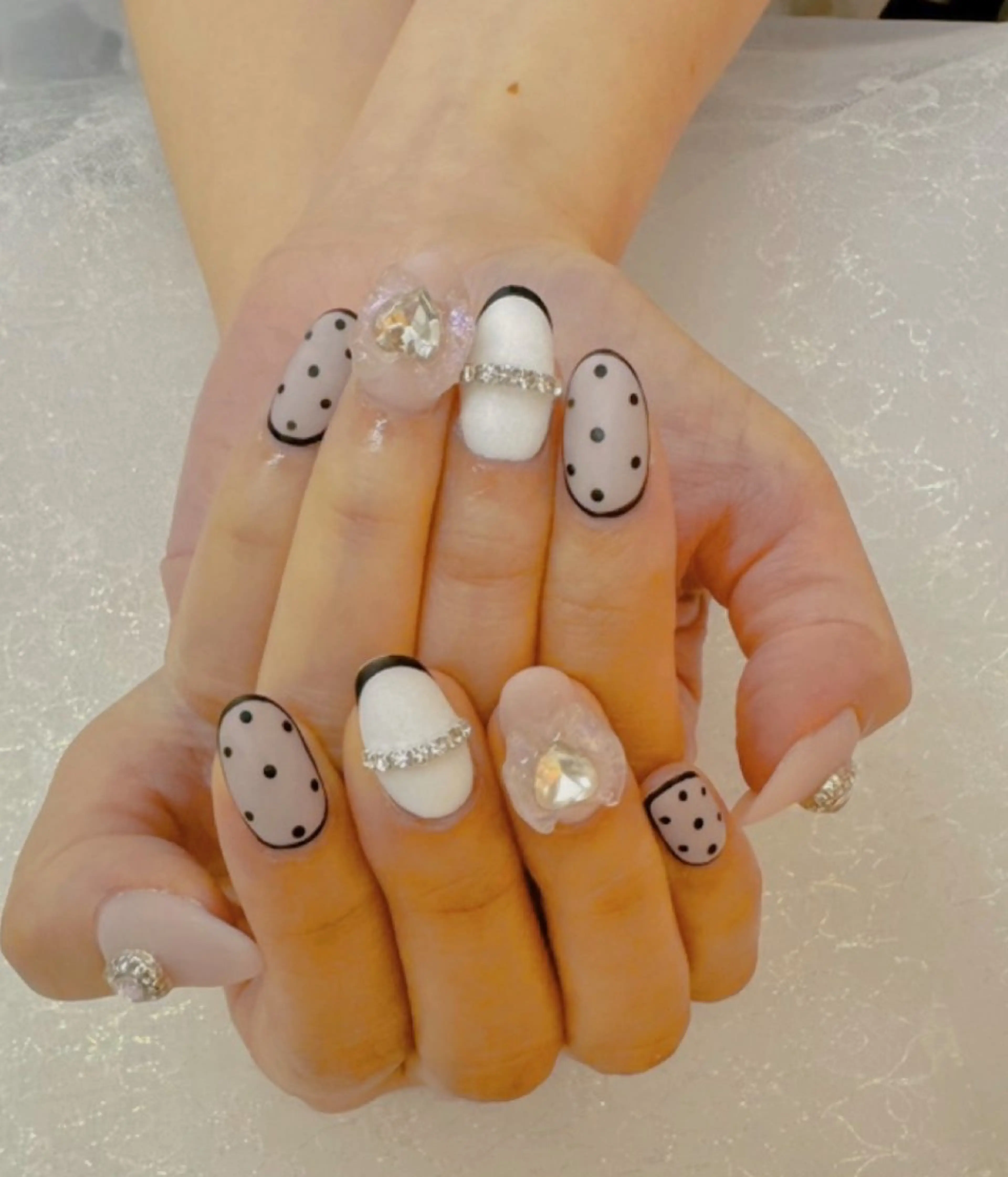 ネイル 🐰WOLTOKYO 🐰池袋mikaのネイルデザイン