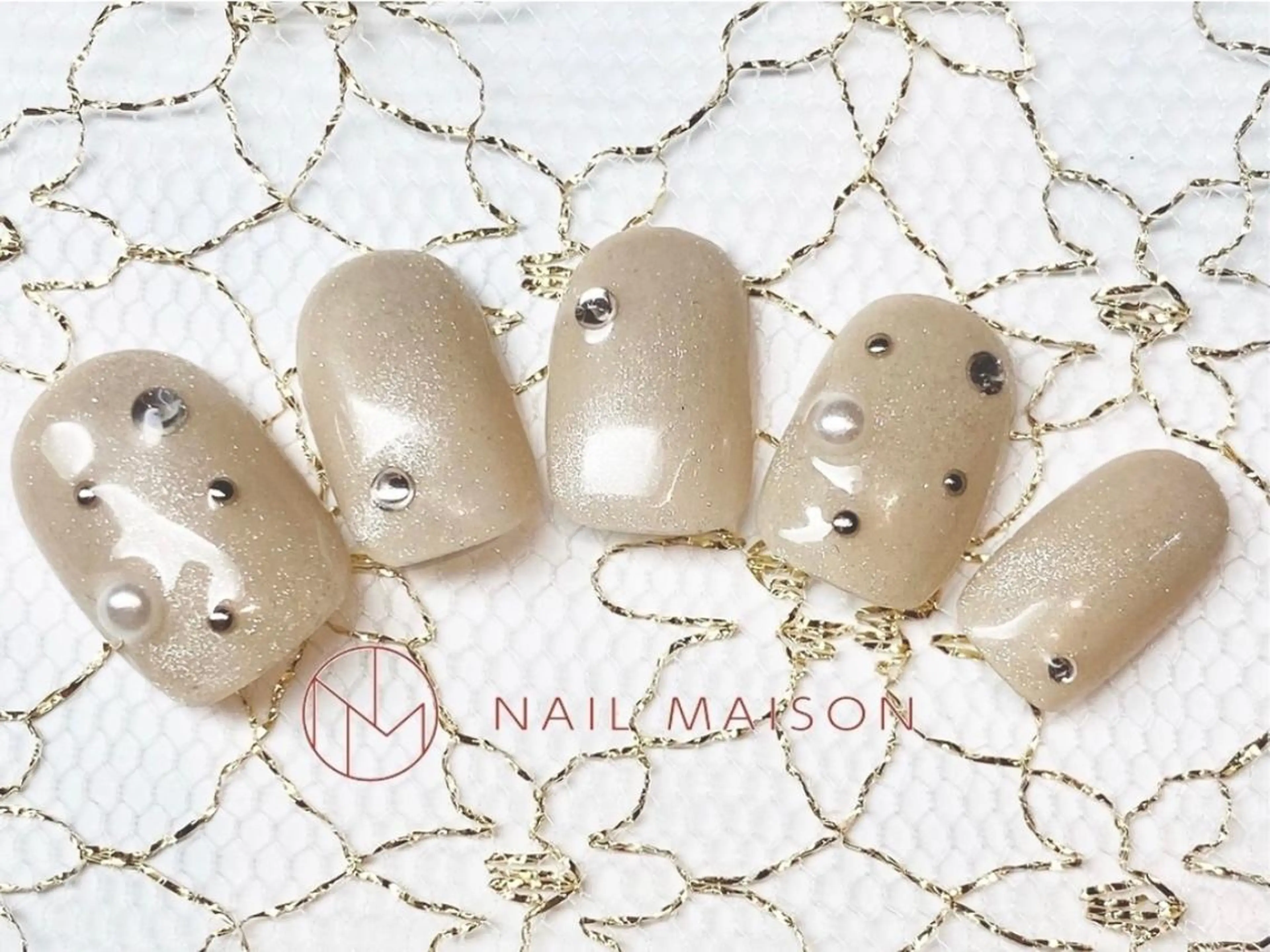 ネイル T RIRIKAのネイルデザイン