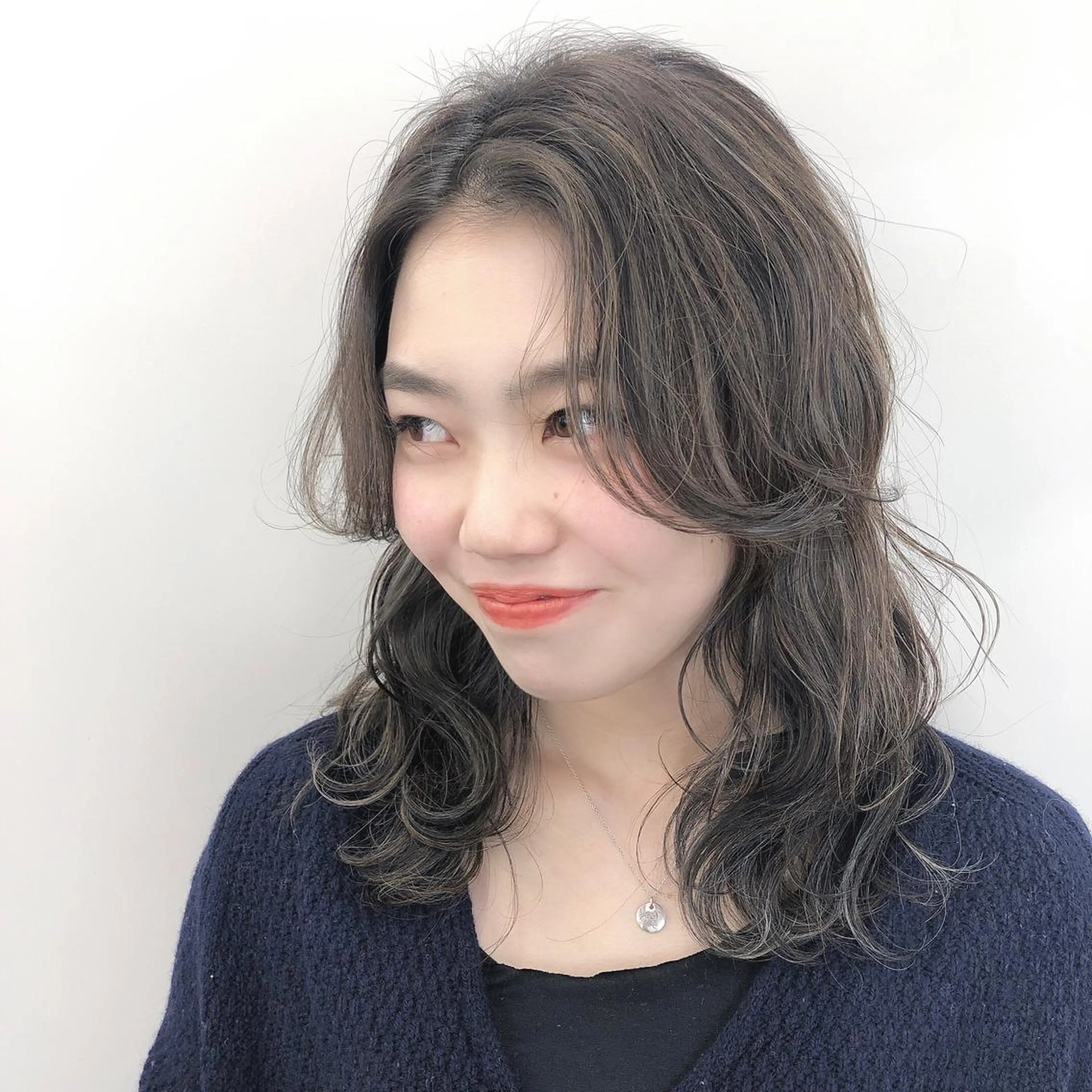 セミロング ヘアカラー トリートメント 関 京磨のヘアスタイル