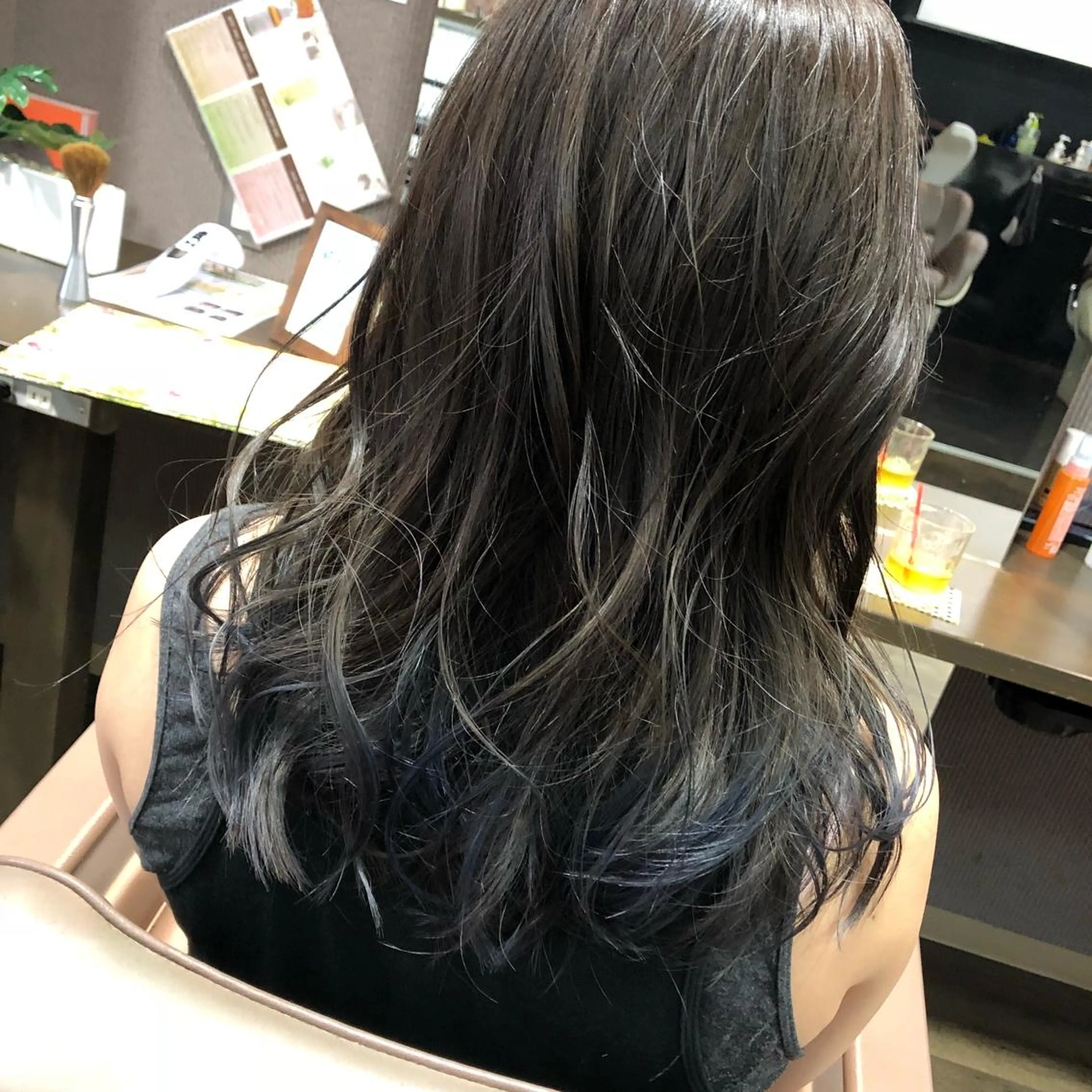 セミロング カラー pep natsumiのヘアスタイル