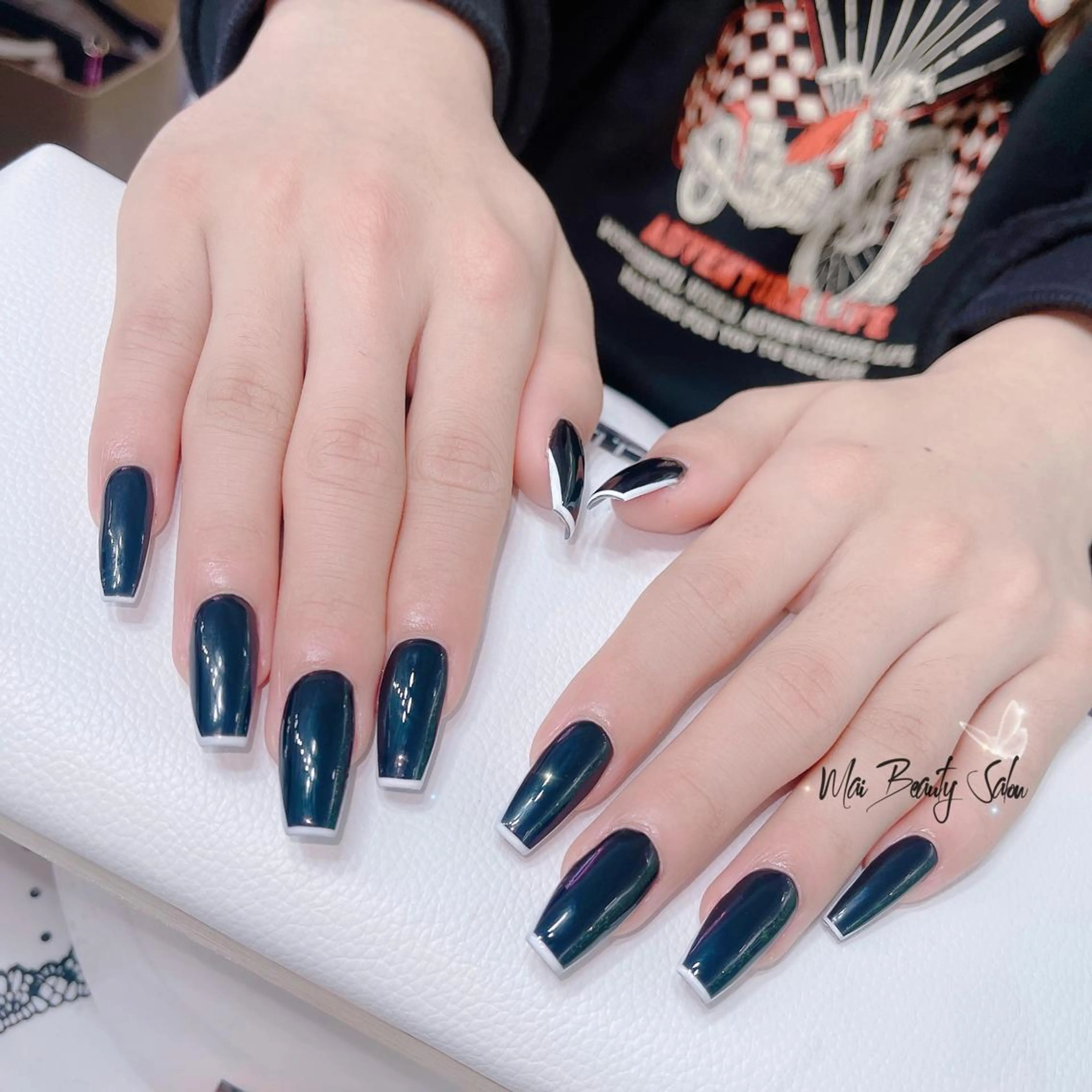 ネイル オーロラネイル チークネイル 長さ出し フラッシュネイル フットネイル MaiBeauty dodoのネイルデザイン