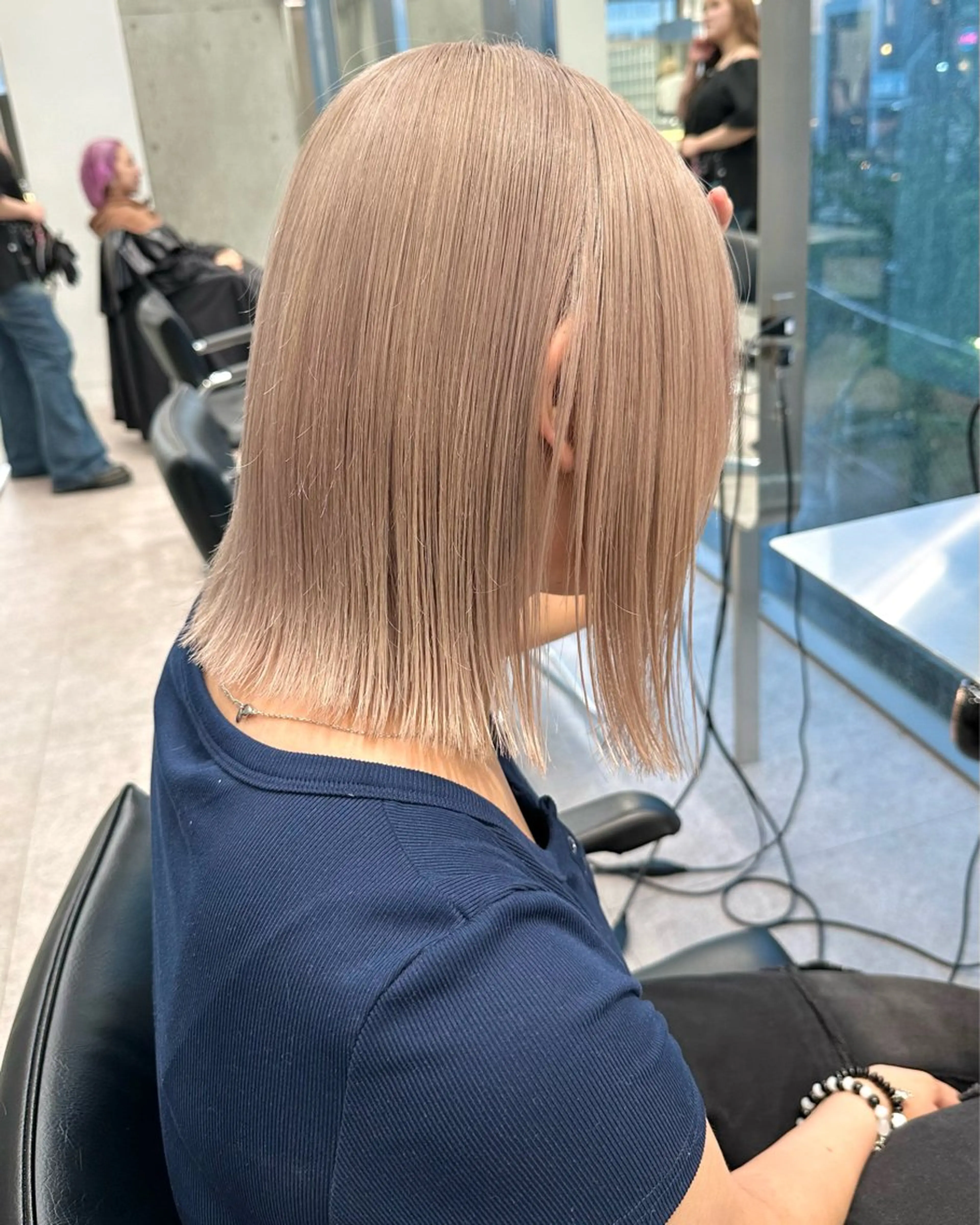 ミディアム ミルクティーベージュ /三村克彦のヘアスタイル