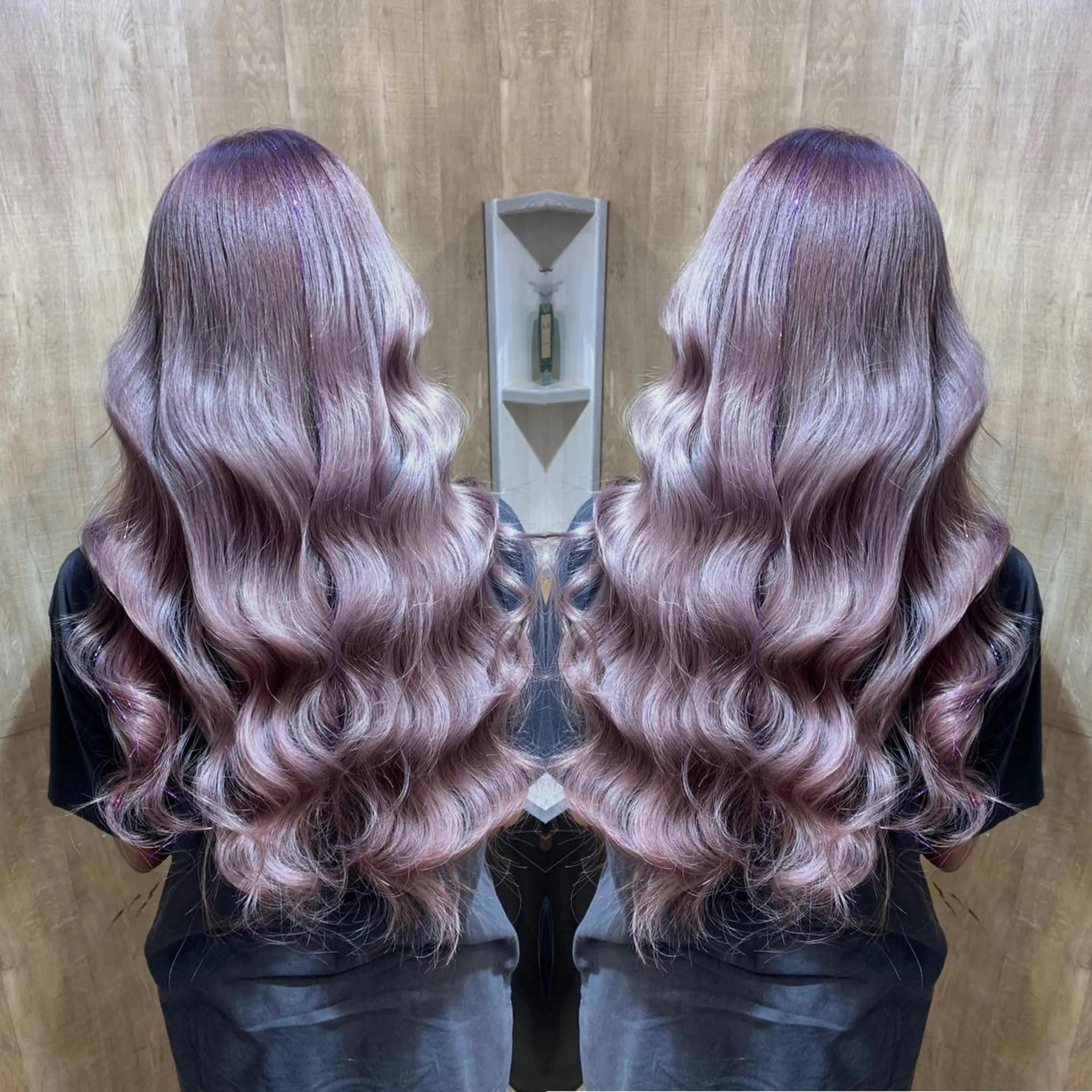 ロング 🔥ハイトーンカラー ギャルNAOKI🔥のヘアスタイル