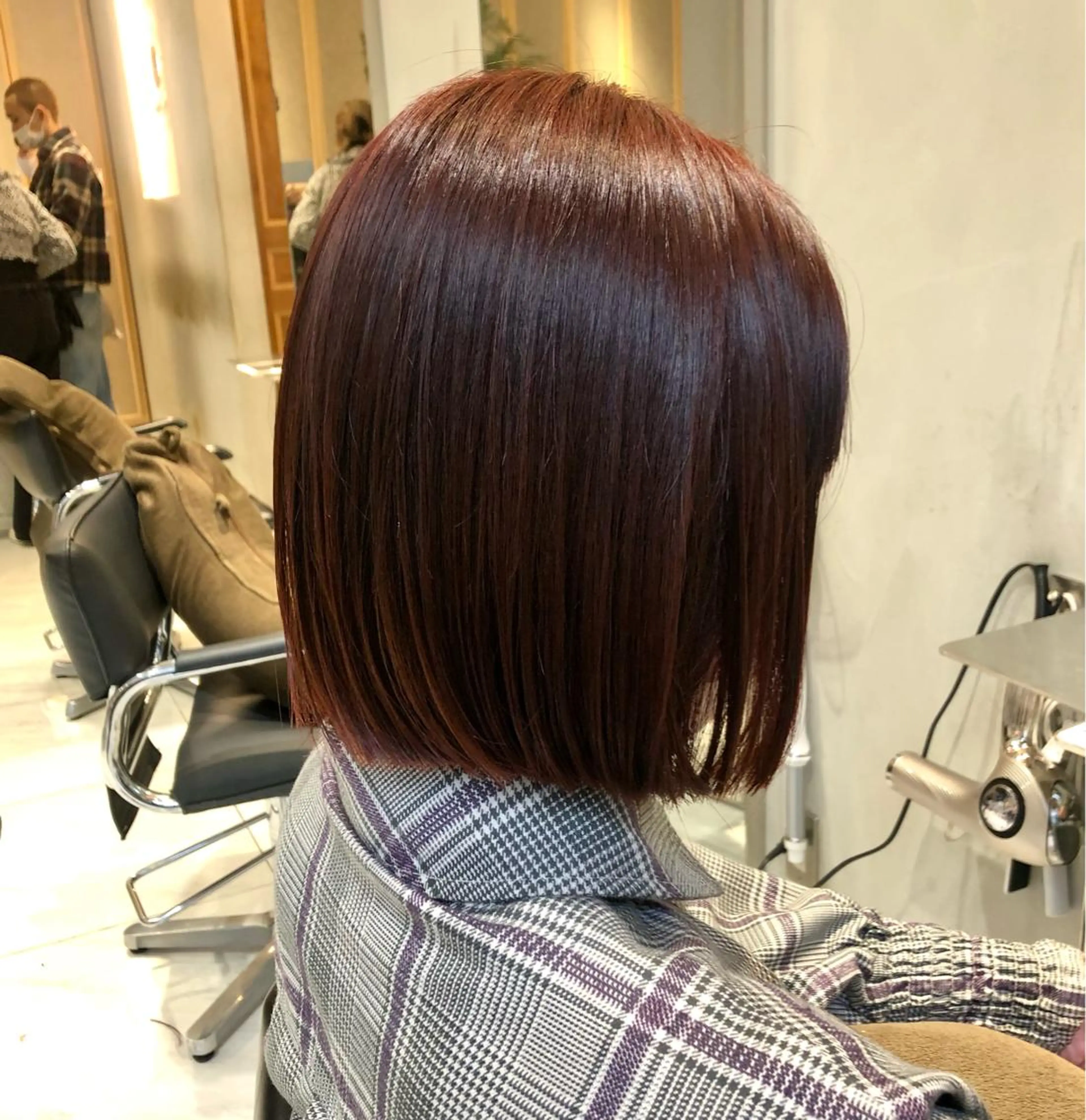 ショート カラー ブリーチ ブルーカラー カシス ハイライトカラー ラベンダーカラー ミヤギ リュウキのヘアスタイル