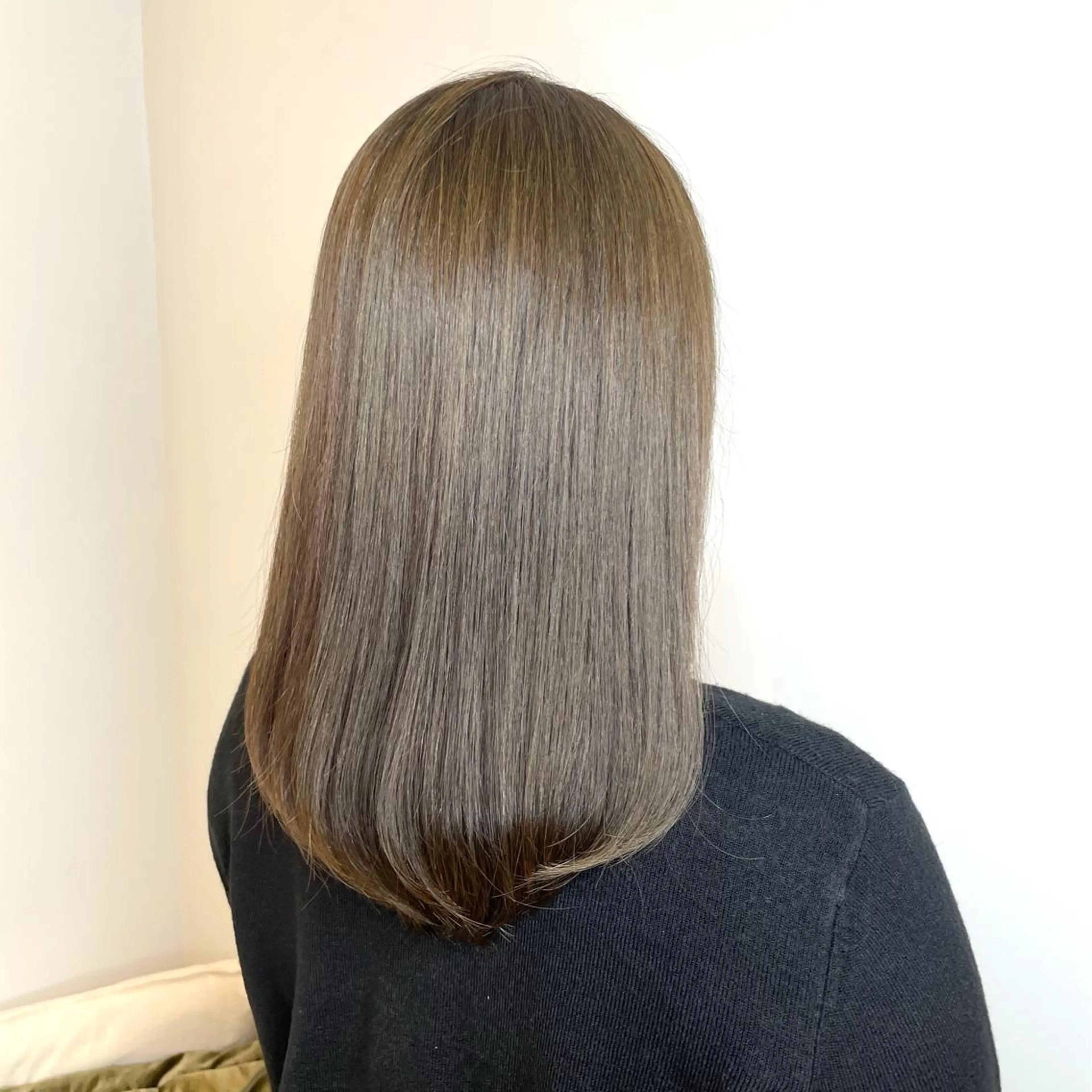 セミロング シンカ 表参道のヘアスタイル