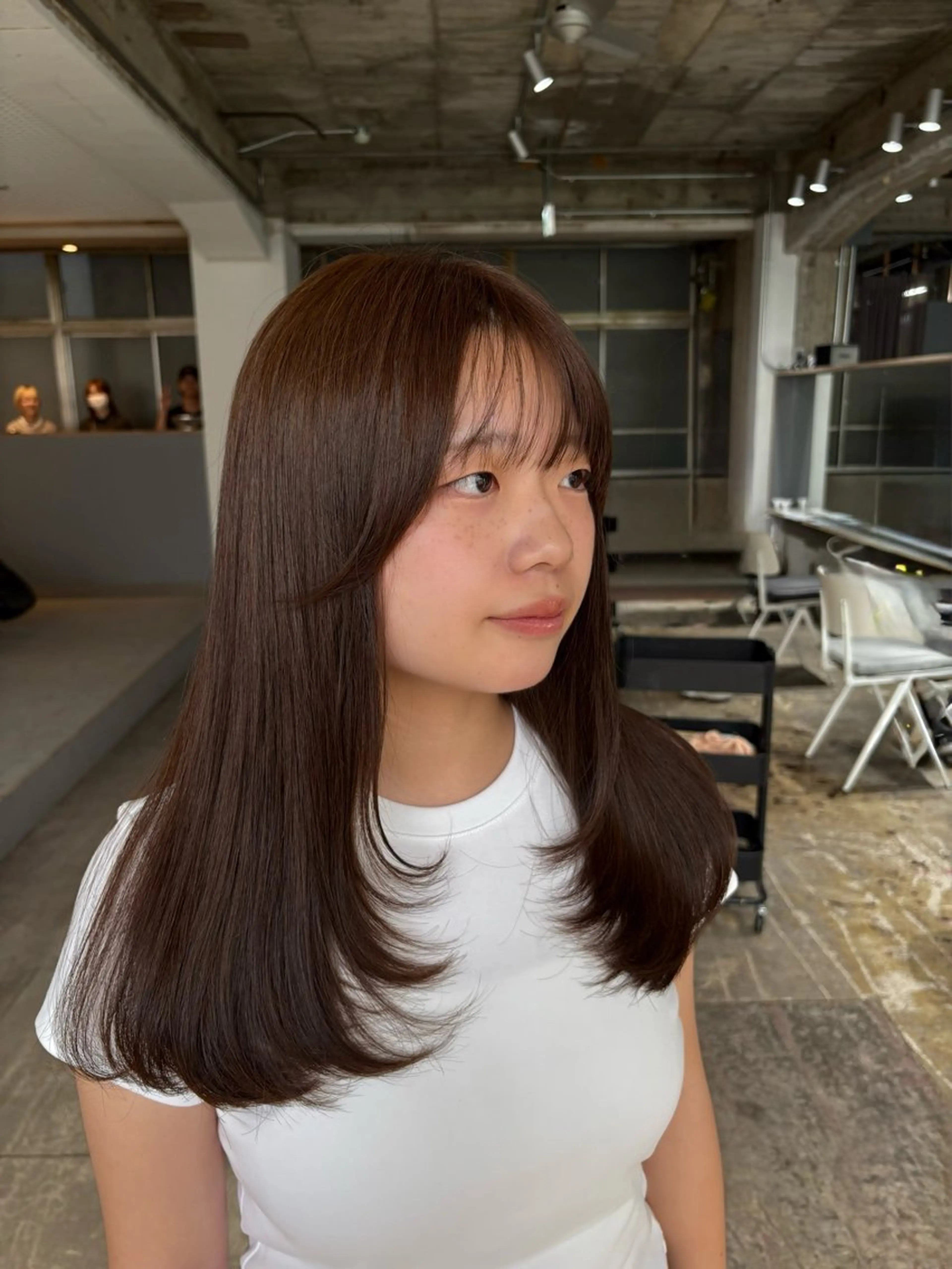 セミロング キッズ 顔まわりレイヤー レイヤーカット カット 玉置七海✨ ／透明感／髪質改善のヘアスタイル