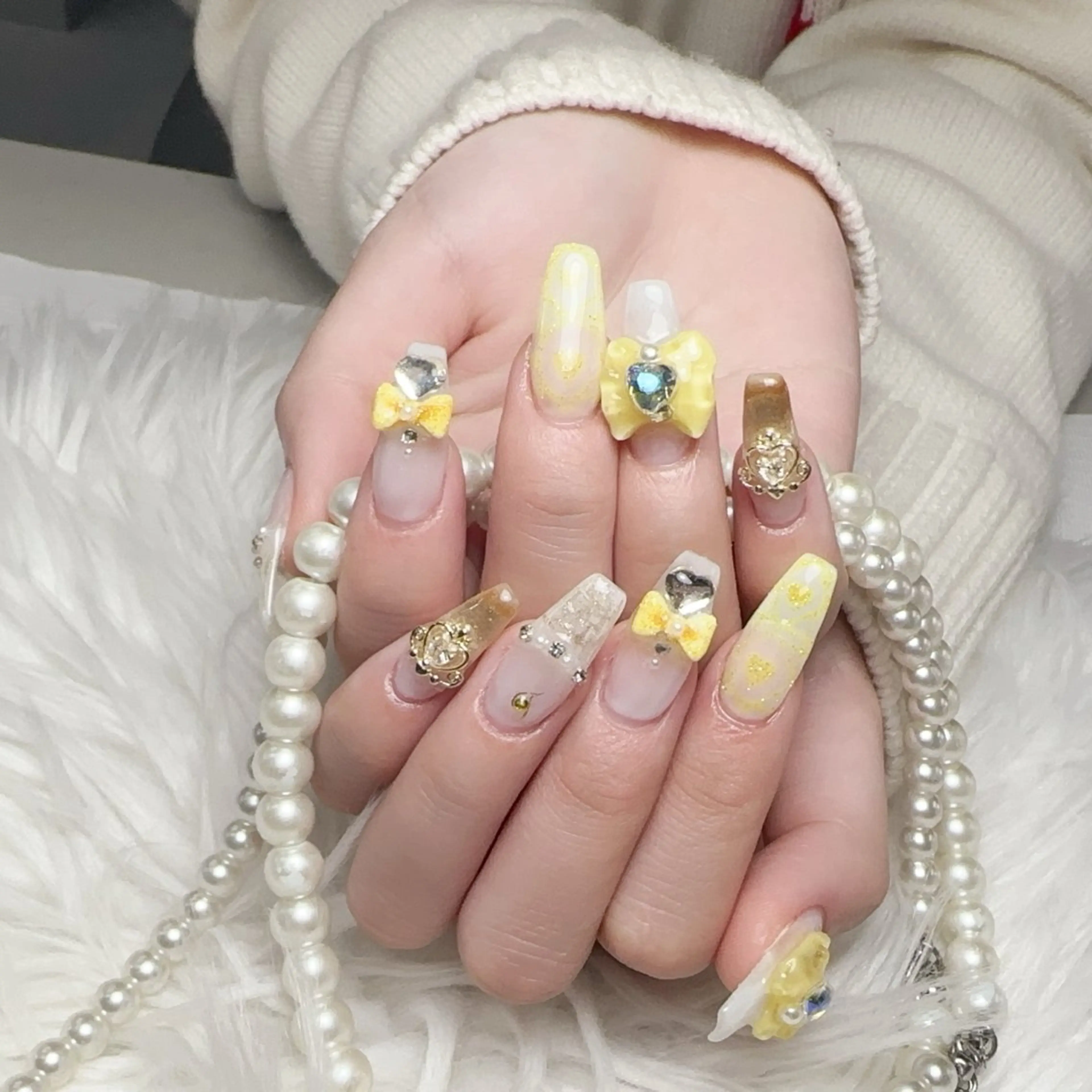 ネイル 長さ出し フレンチネイル ジェルネイル ガラスフレンチ 韓国ネイル ハンドネイル ハンドケア For U nail スカルプ専門店のネイルデザイン
