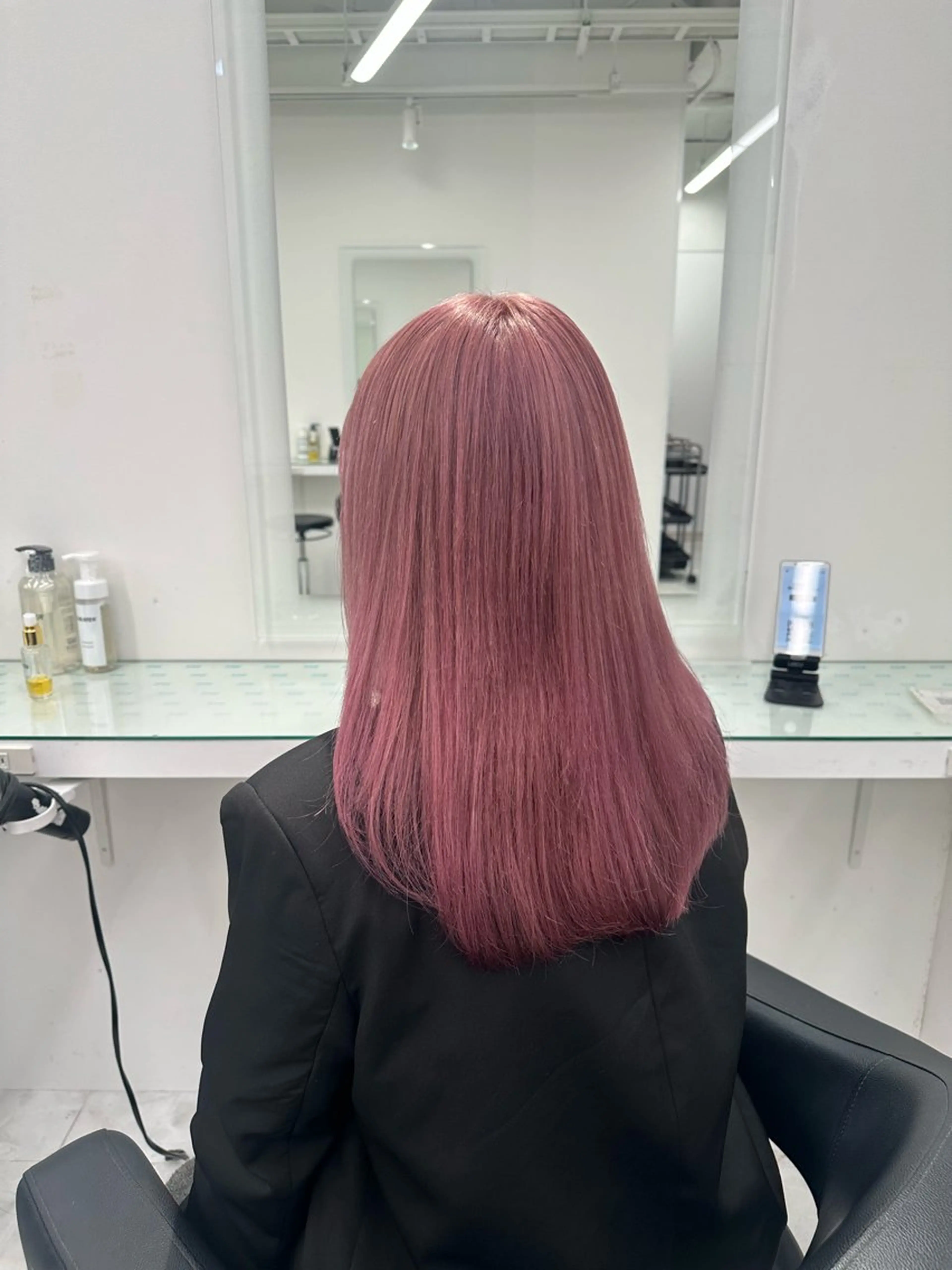 セミロング カラー ヘアカラー トリートメント ヘッドスパ ヘアセット ❄最強かわいいカラー ❄️MINA❄️のヘアスタイル