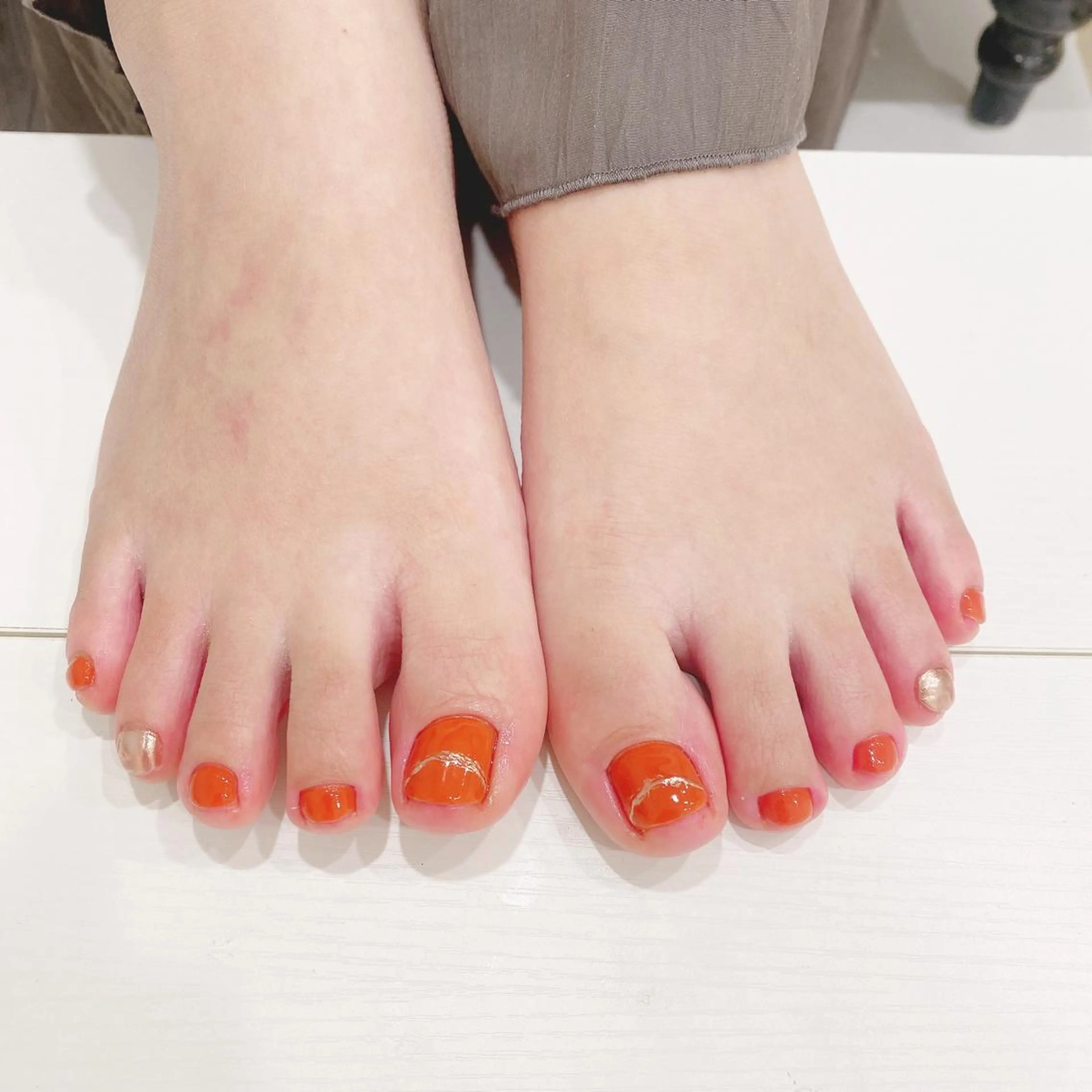 ネイル オレンジ ハンドネイル 薦田 葵のネイルデザイン