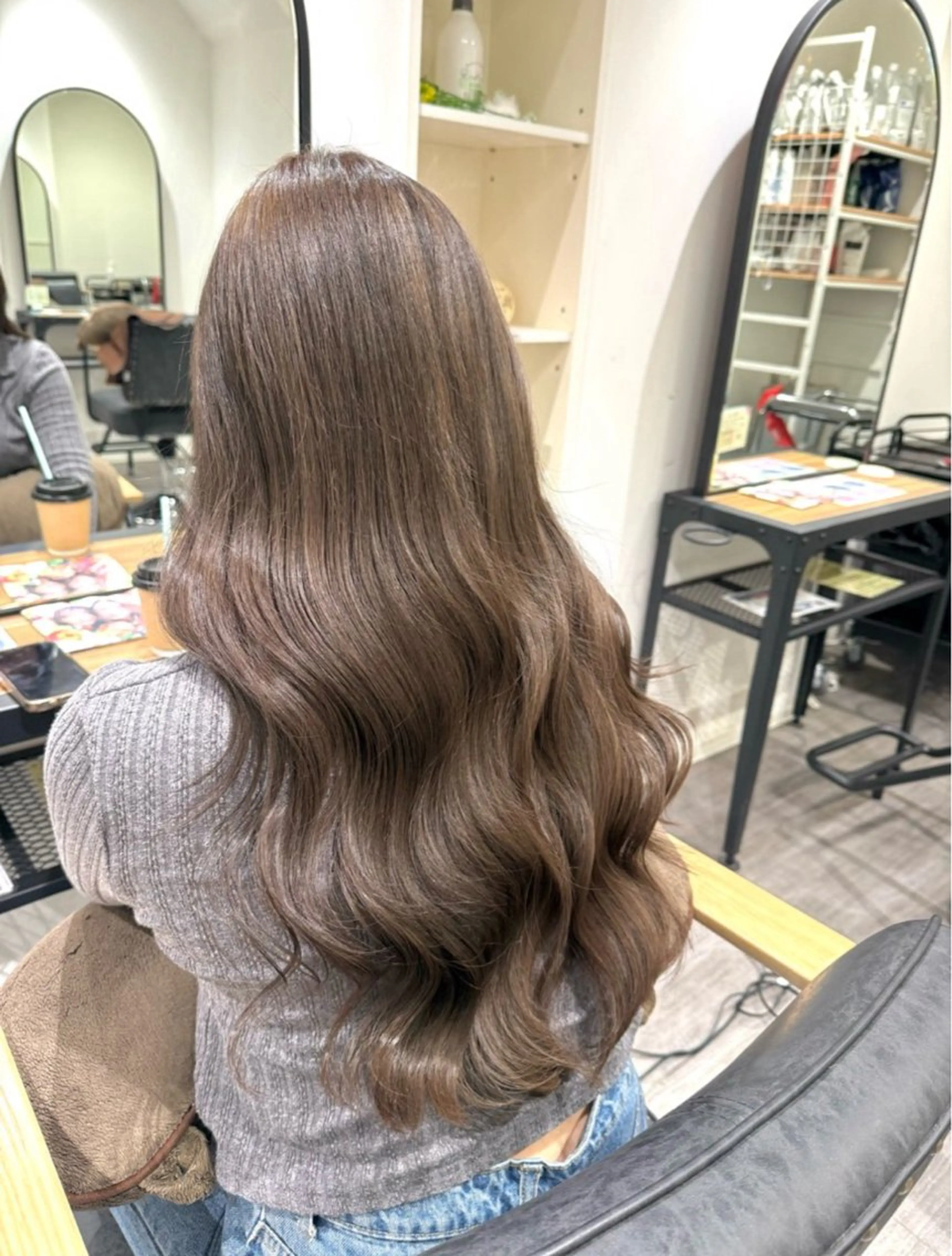 ロング カラー ヘアカラー 松尾 遥花のヘアスタイル