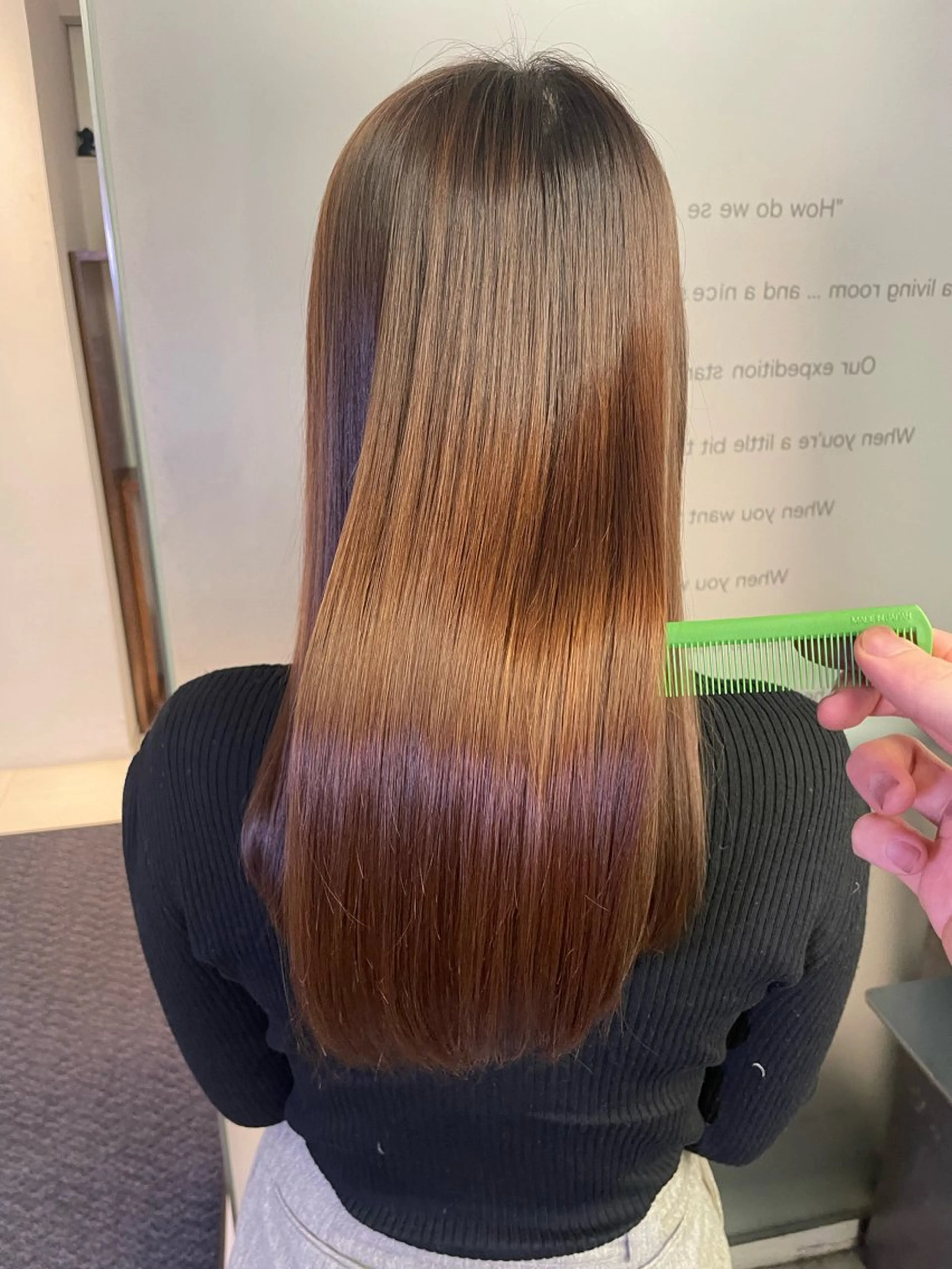 セミロング カラー 髪質改善 トリートメント 酸熱トリートメント カット ヘアカラー トリートメント SALOWIN  銀座VORT店所属・スズキジュンペイ 銀座/髪質改善のヘアスタイル