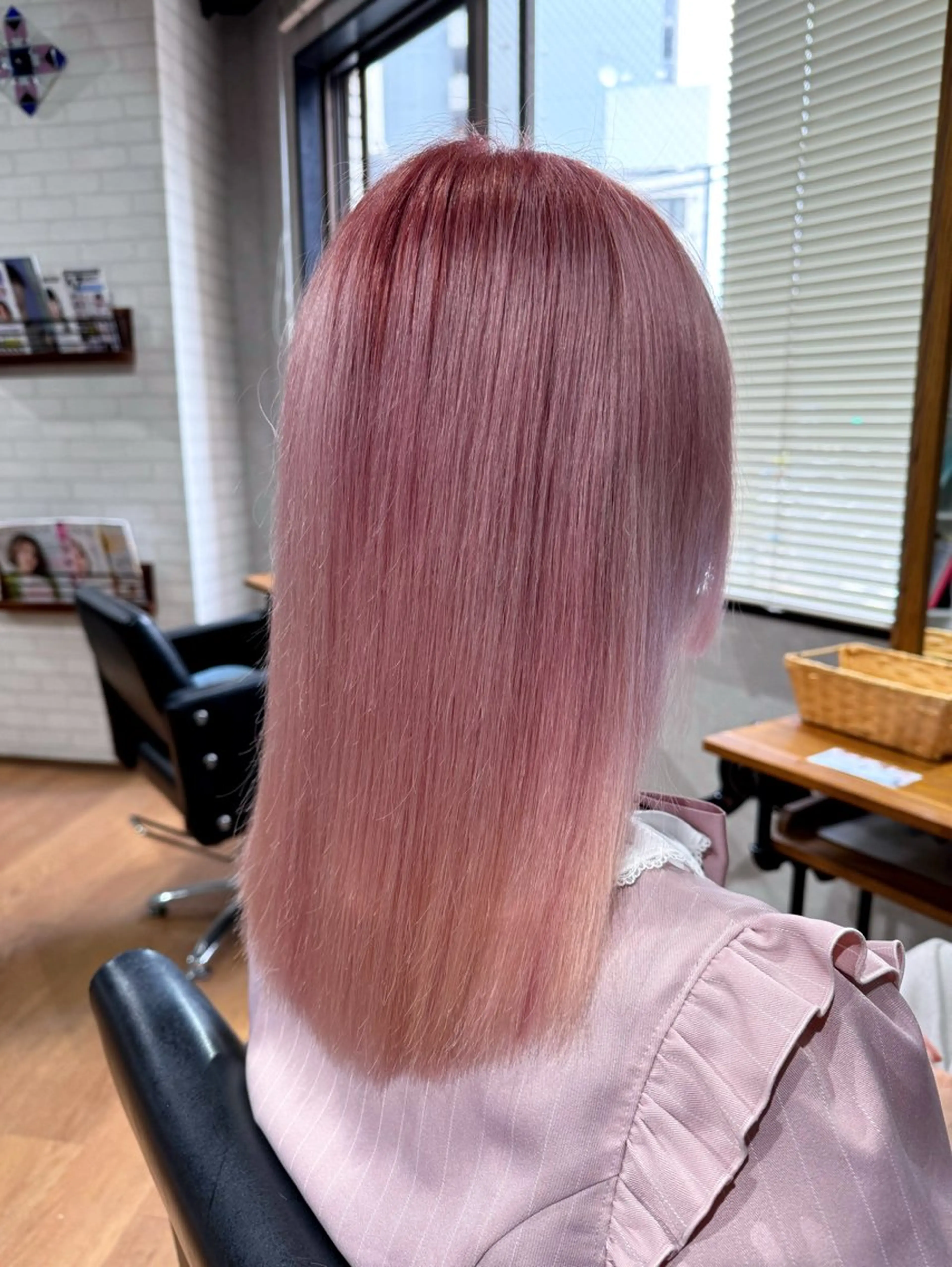 セミロング カラー ピンクカラー カット ヘアカラー ✨ハイトーン カラー福岡拓也✨のヘアスタイル