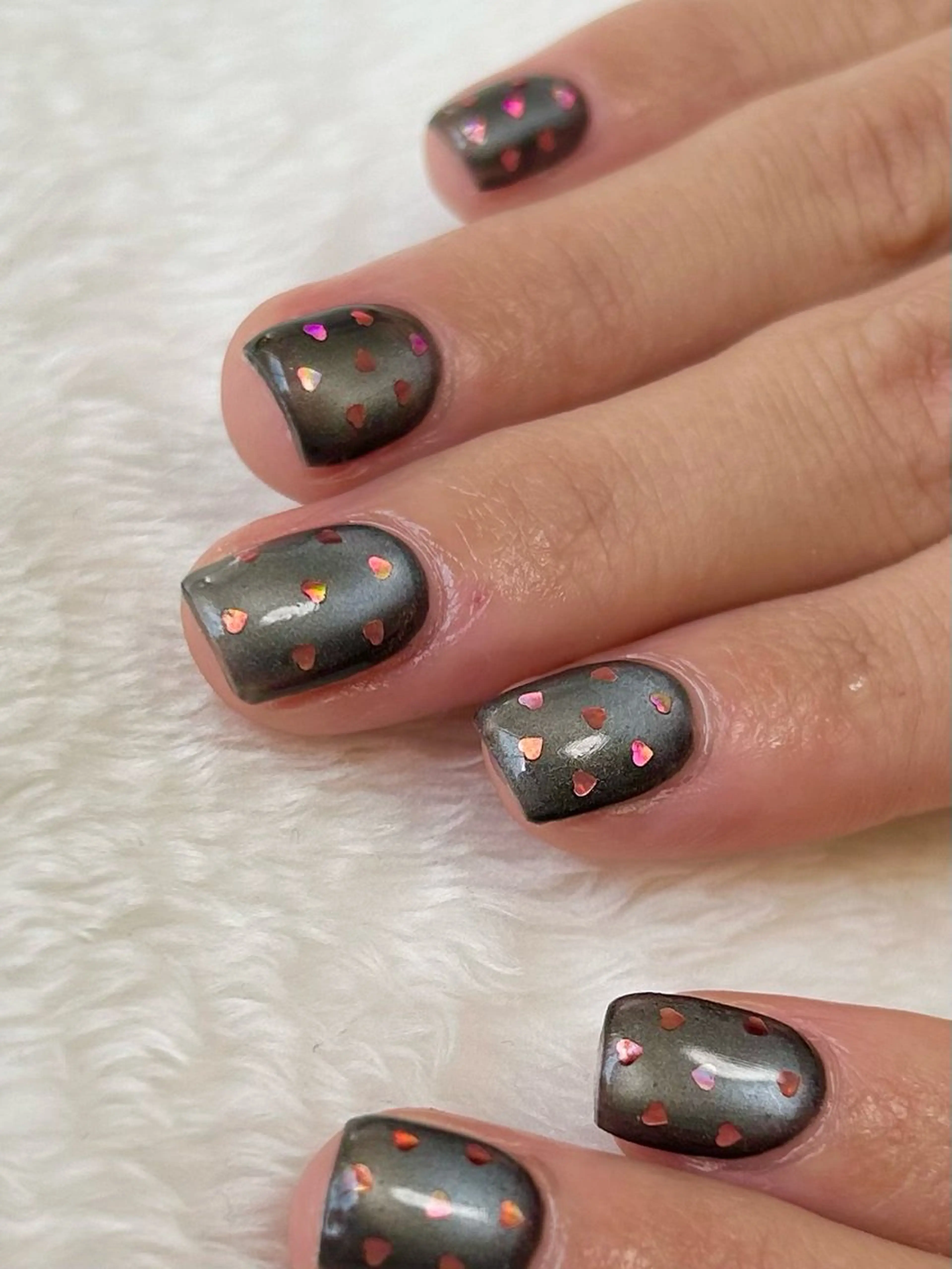 ネイル ハート マグネットネイル ハンドネイル COR.(ｺﾙ)所属・COR. ｺﾙのネイルデザイン